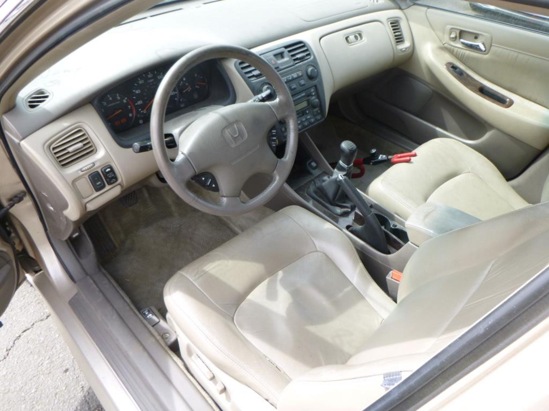 2002 Honda Accord - Image 11 of 14