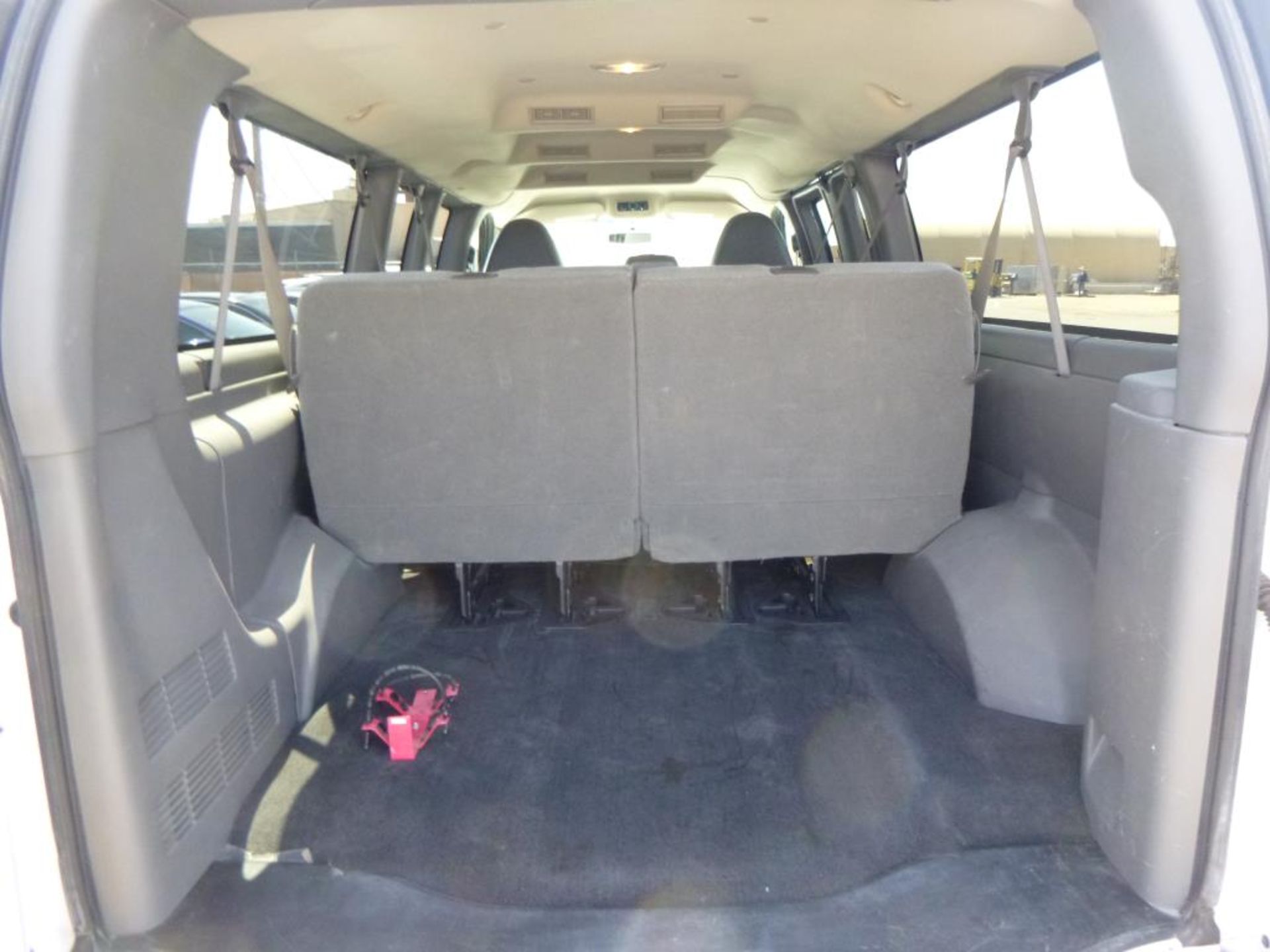 (Lot # 3901) - 2012 Chevrolet Express G1500 - Image 7 of 13