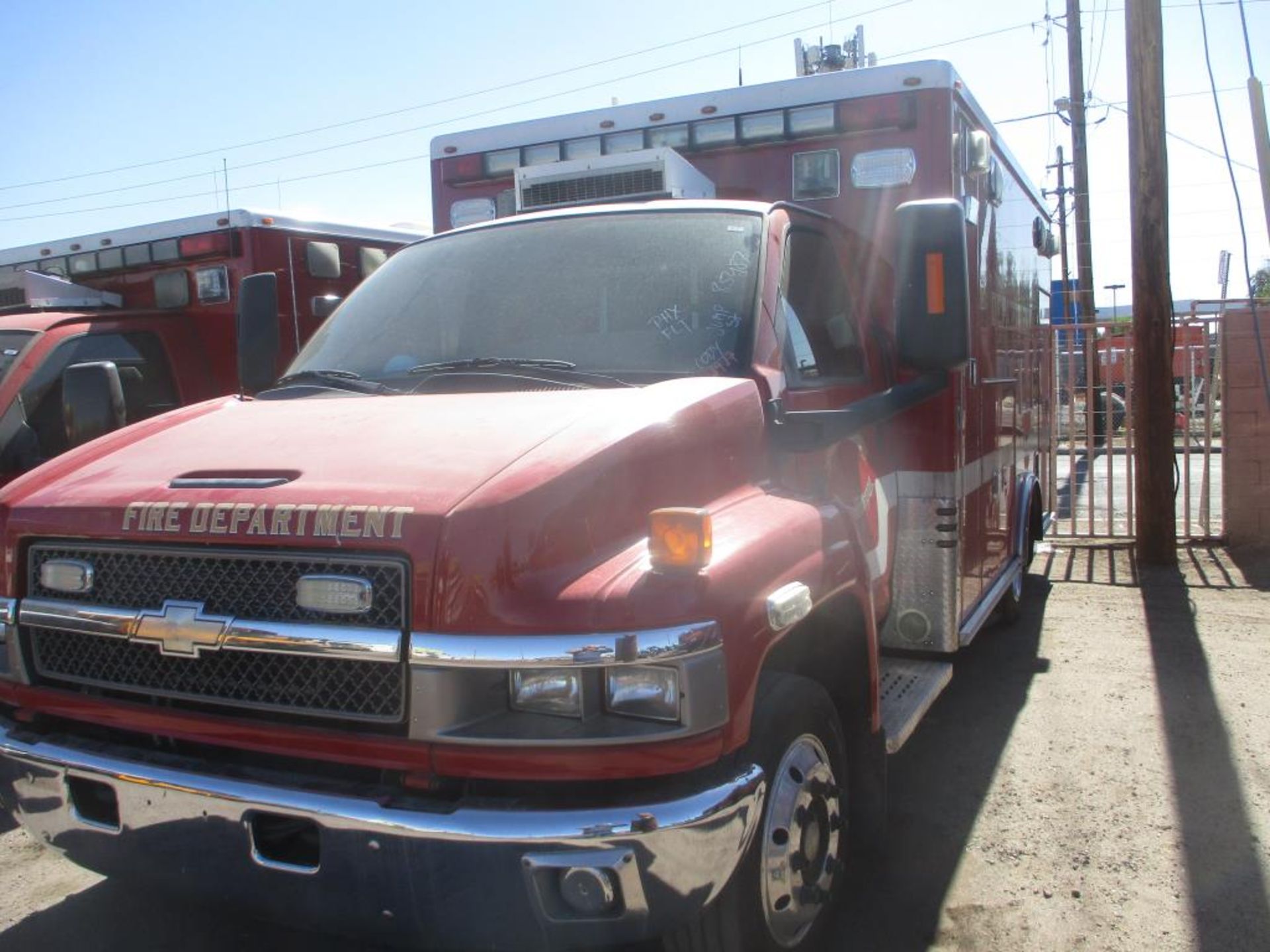 (Lot # 3927) - 2009 Chevrolet C4500 Ambulance