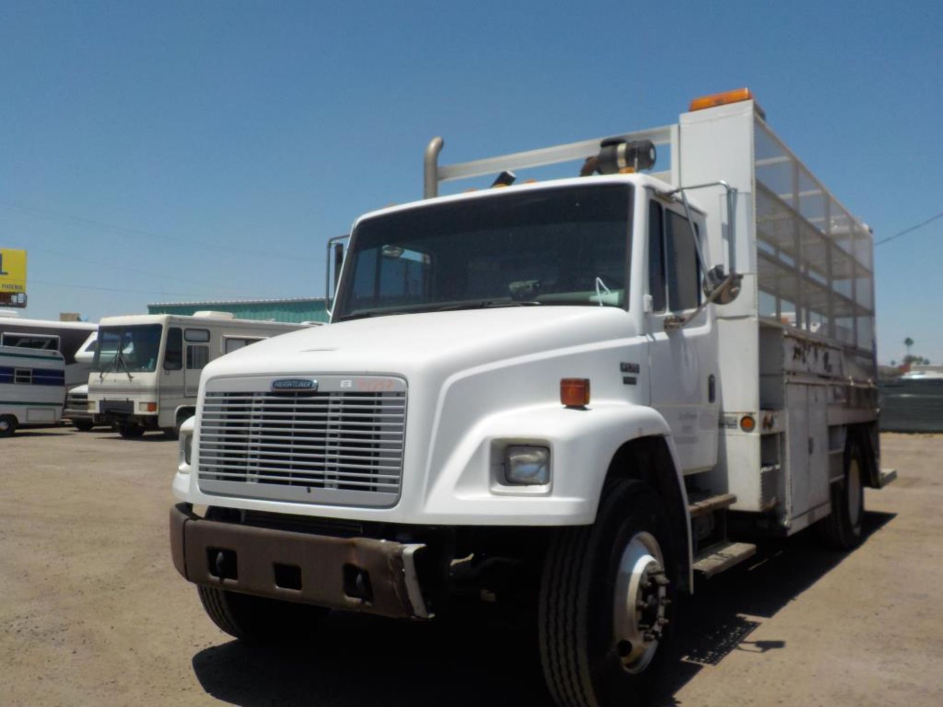 (Lot # 3915) - 2003 Freightliner FL70 Utility Truck