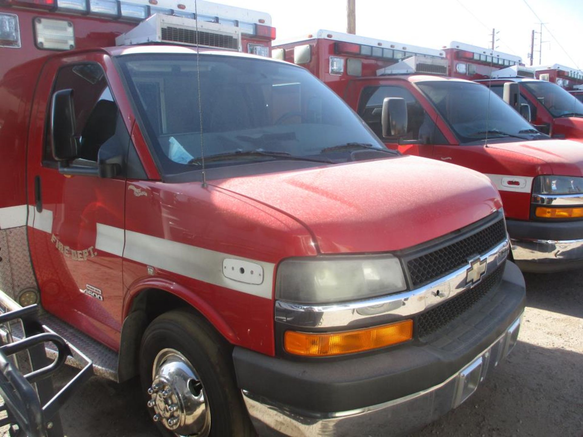 (Lot # 3925) - 2010 Chevrolet Express Ambulance - Image 7 of 13