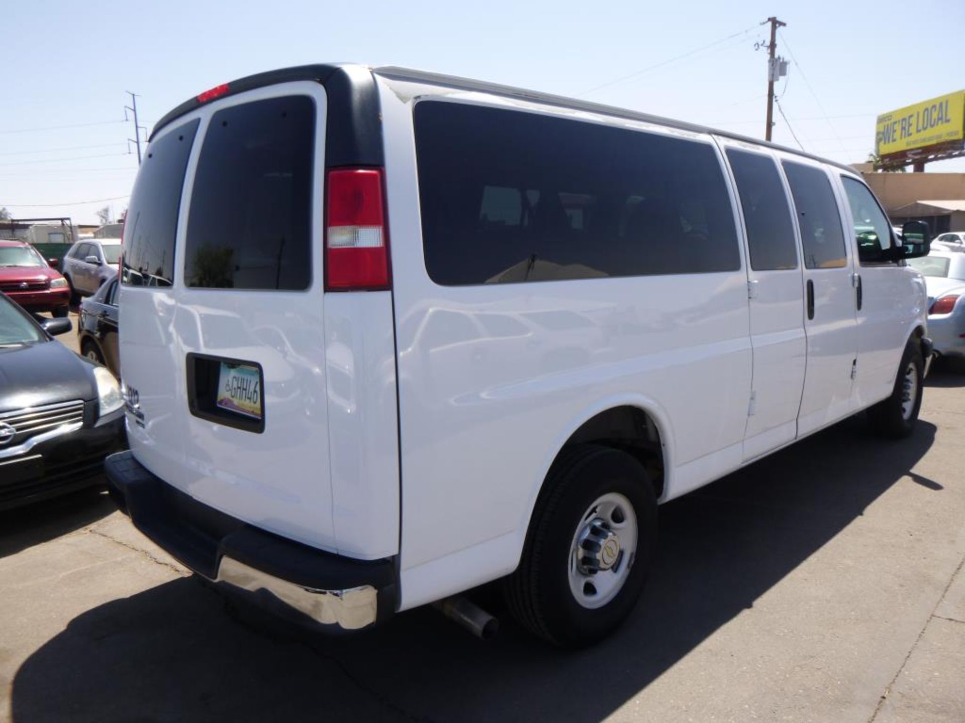 (Lot # 3901) - 2012 Chevrolet Express G1500 - Image 4 of 13