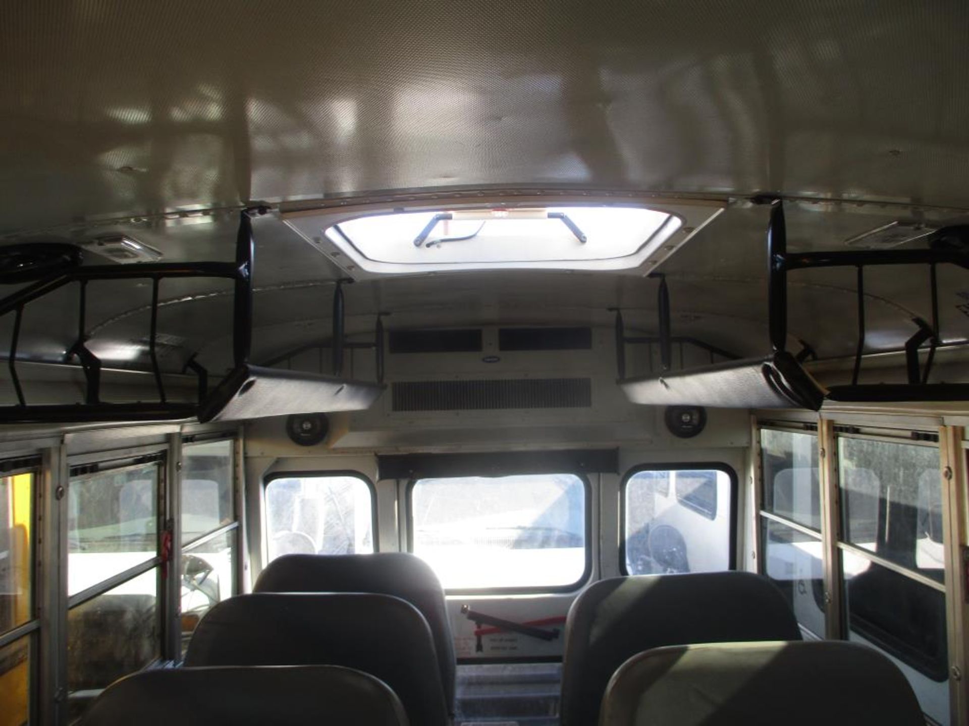 (Lot # 3922) - 2008 Ford E-Series School Bus - Image 8 of 11