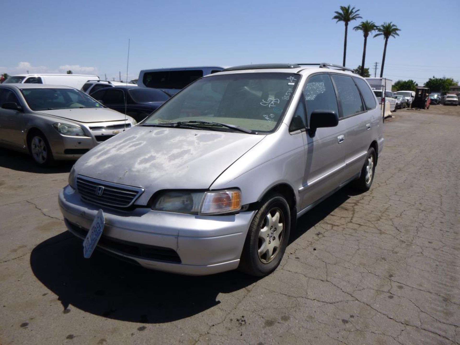 (Lot # 3441) 1995 Honda Odyssey