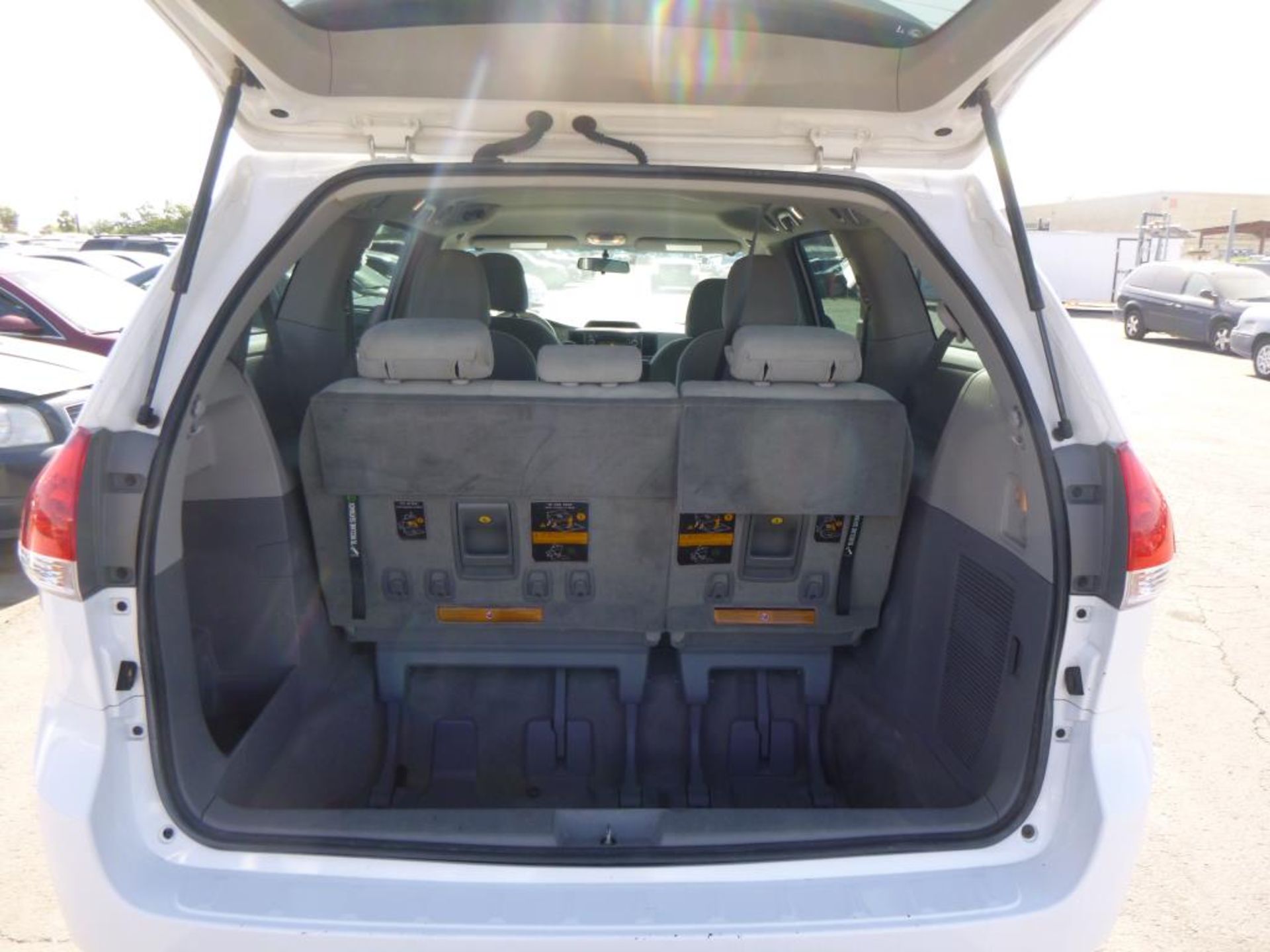 (Lot # 3355) 2012 Toyota Sienna - Image 7 of 16