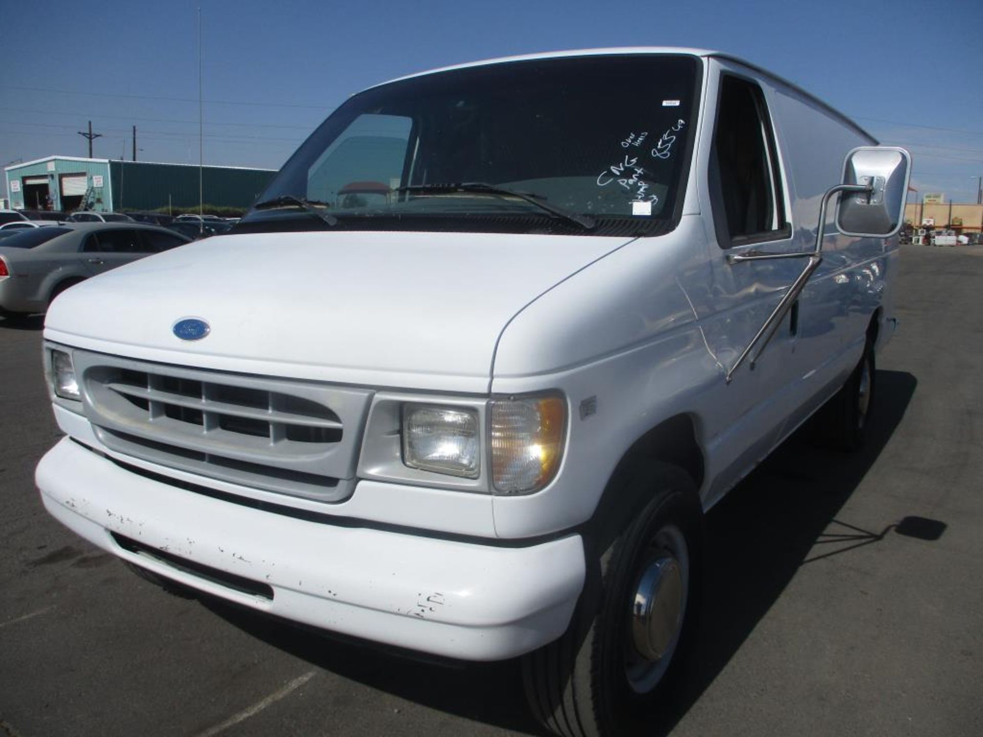 (Lot # 3489) 1997 Ford Econoline E-350 SD Van
