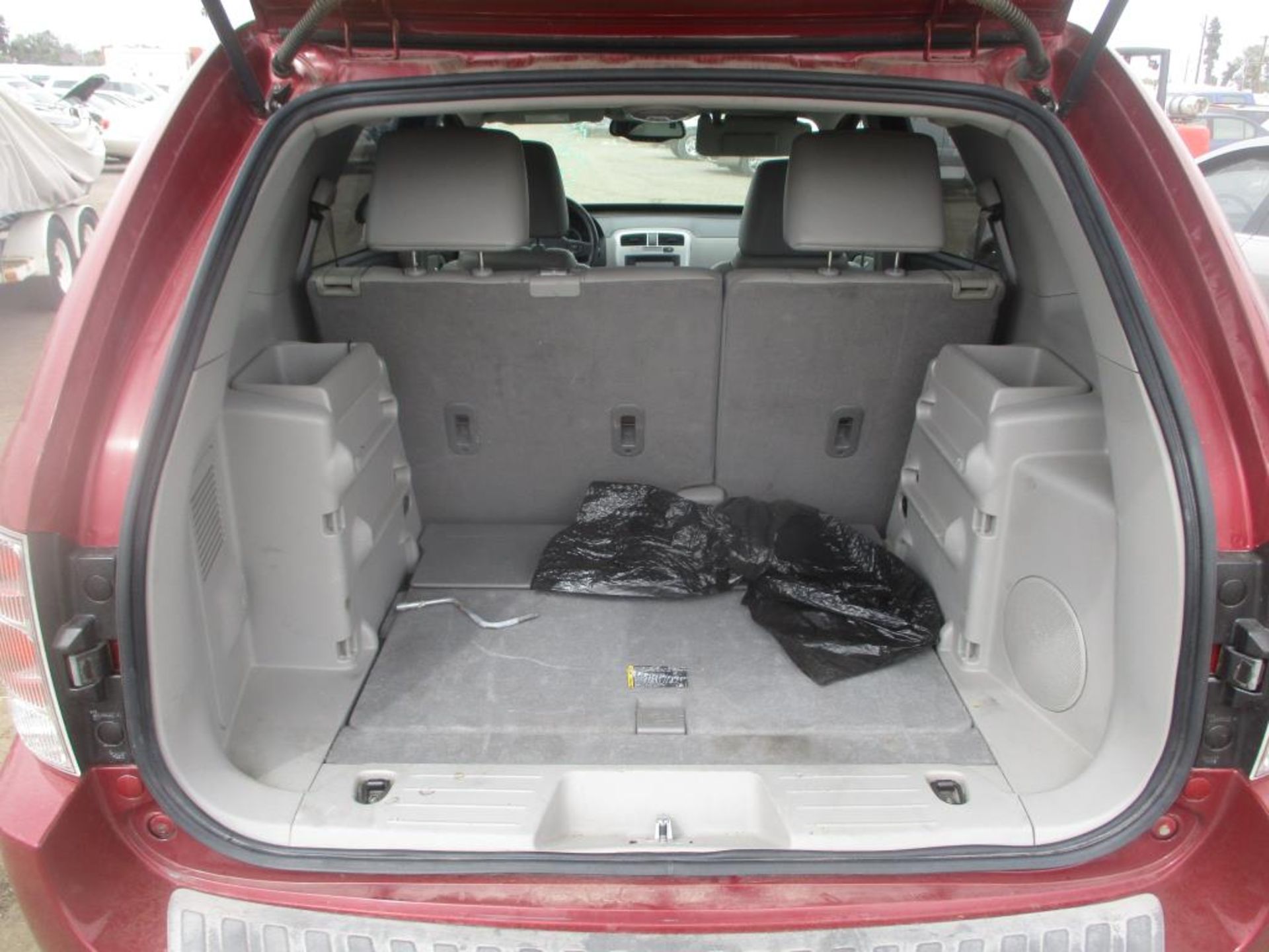 (Lot # 3304) 2005 Chevrolet Equinox - Image 6 of 13