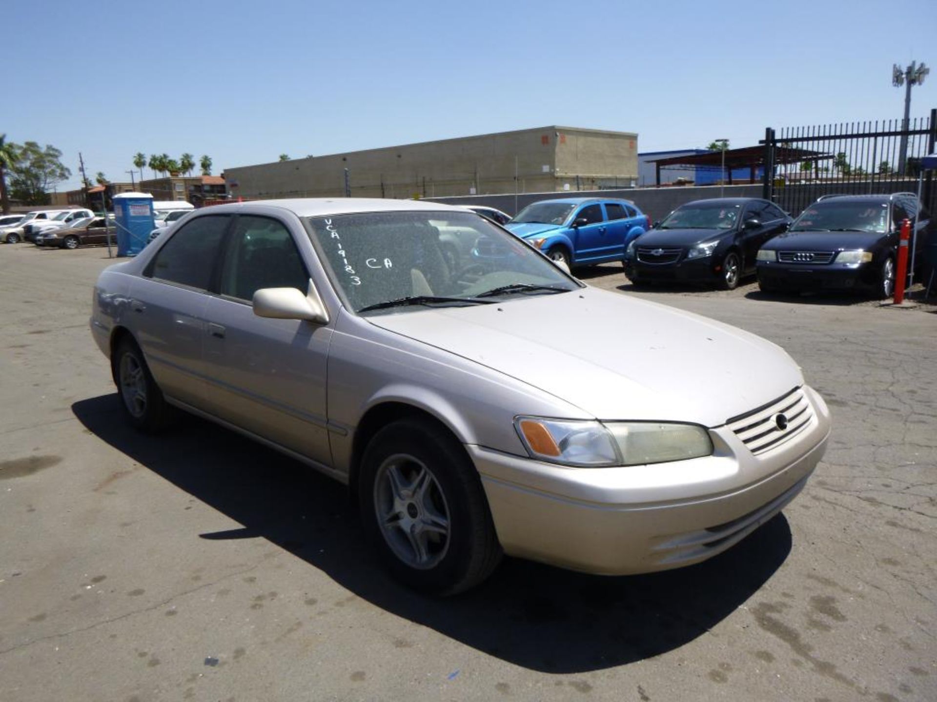 (Lot # 3306) 1997 Toyota Camry - Image 5 of 15