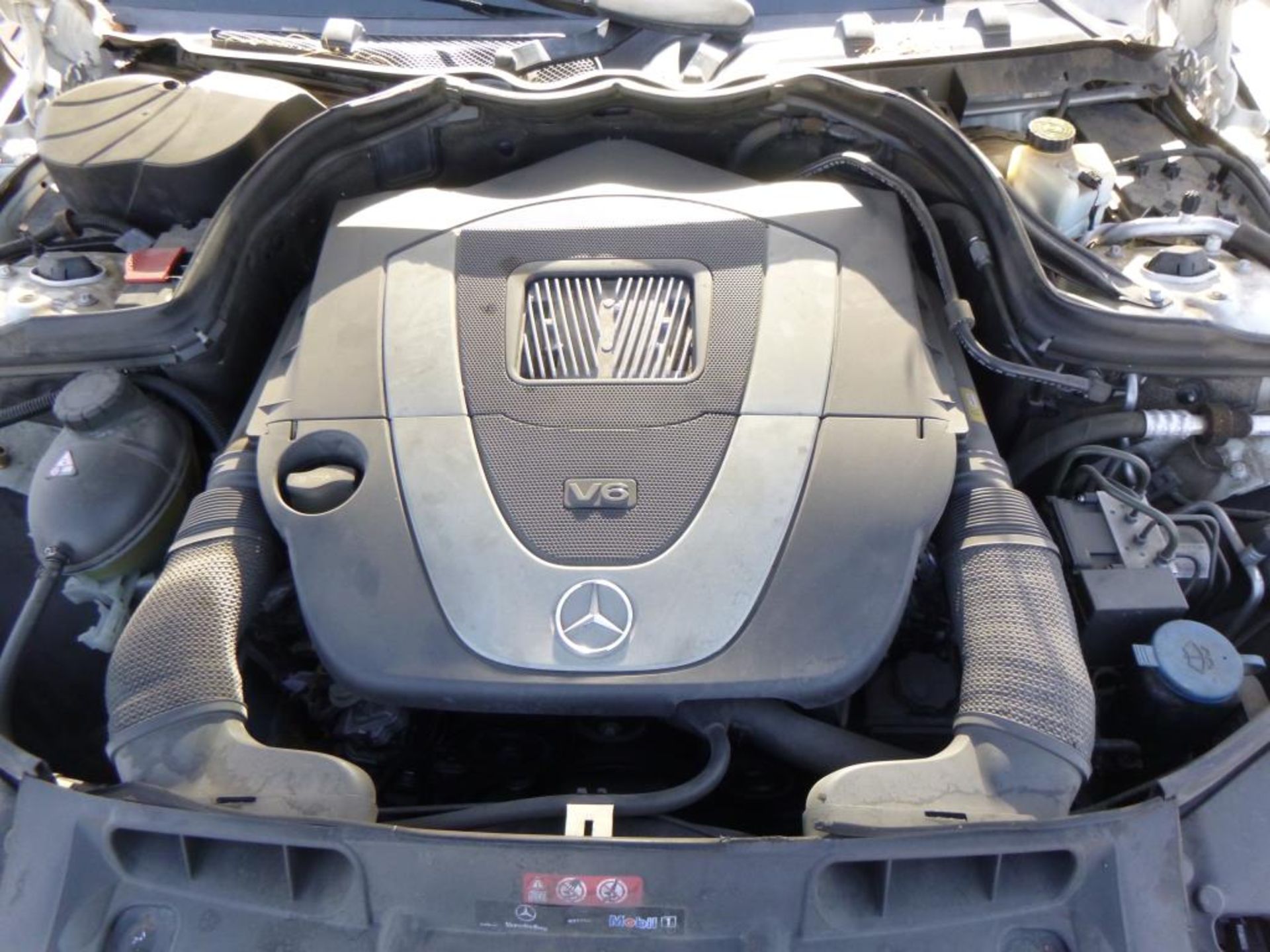 (Lot # 3334) 2009 Mercedes-Benz C 300 - Image 6 of 15