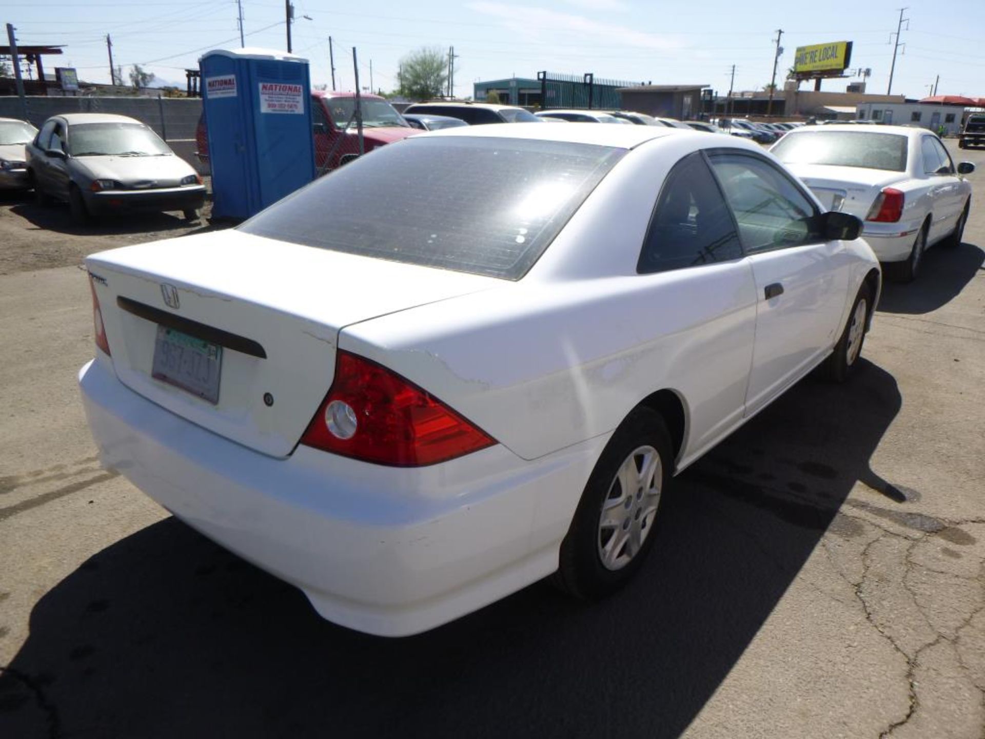 (Lot # 3300) 2005 Honda Civic - Image 4 of 12