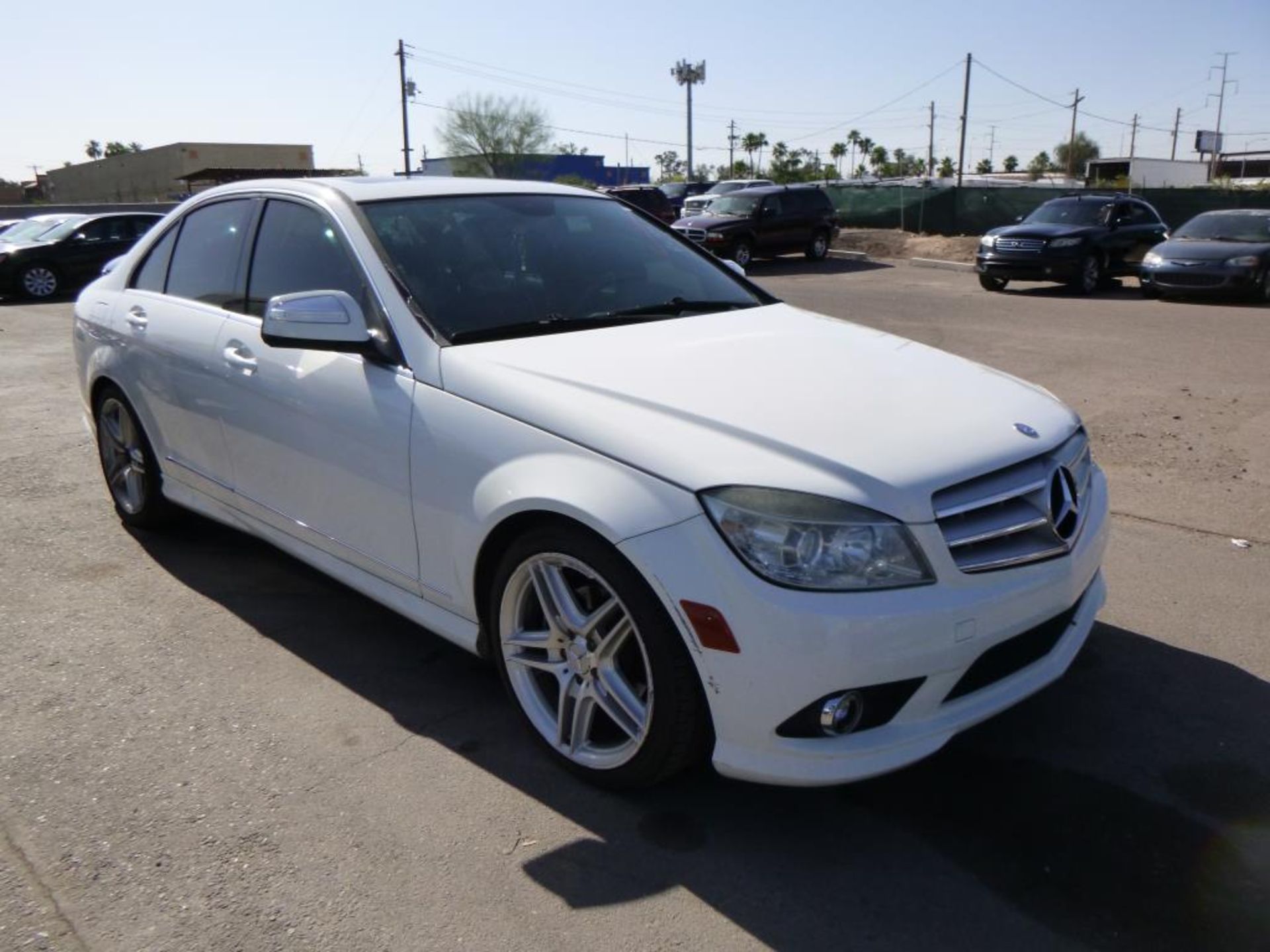 (Lot # 3334) 2009 Mercedes-Benz C 300 - Image 5 of 15