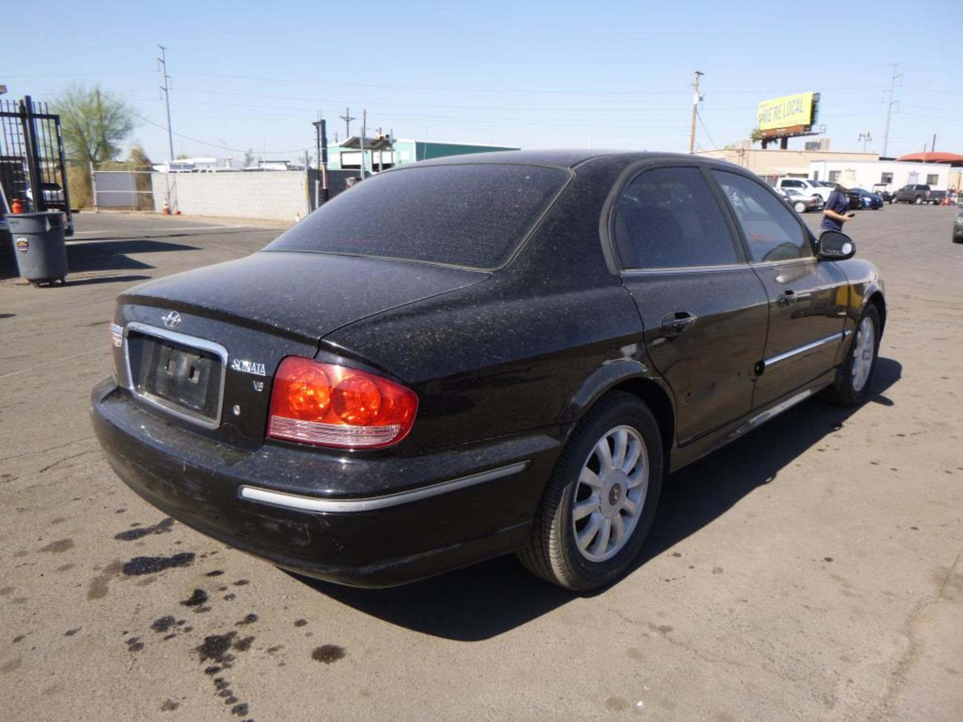 (Lot # 3307) 2003 Hyundai Sonata - Image 3 of 13