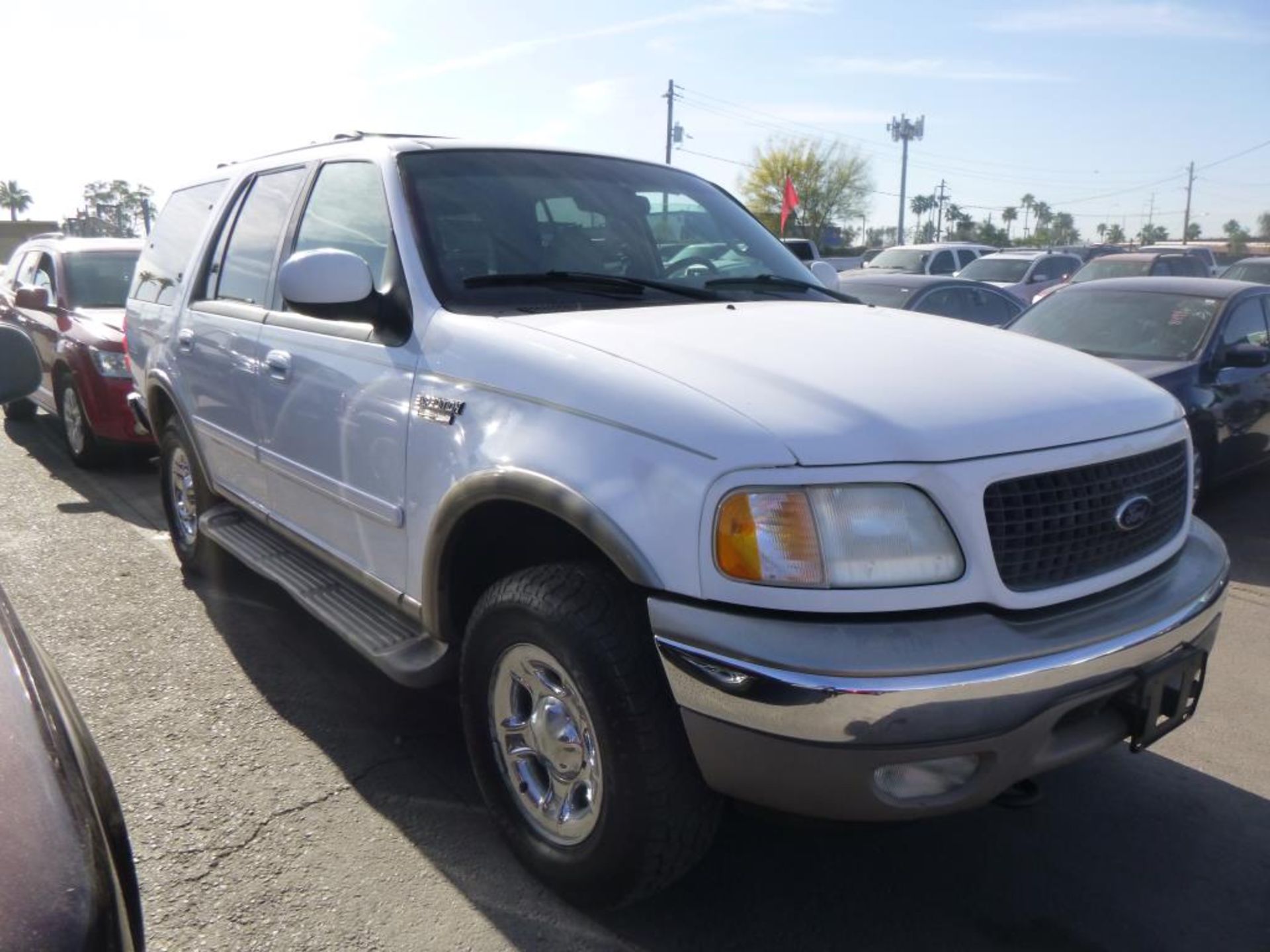 (Lot # 3350) 2000 Ford Expedition - Image 5 of 14