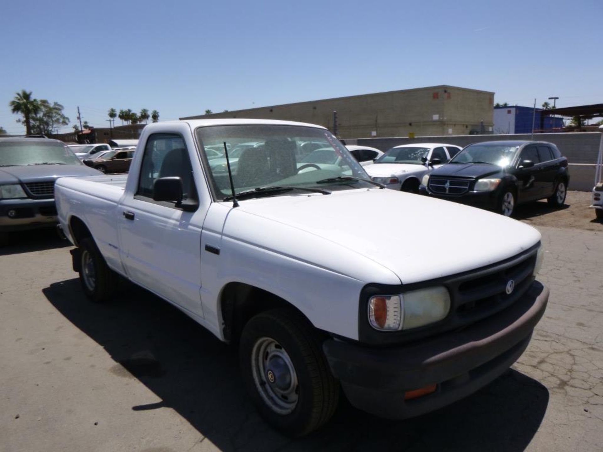 (Lot # 3303) 1997 Mazda B2300 - Image 5 of 11