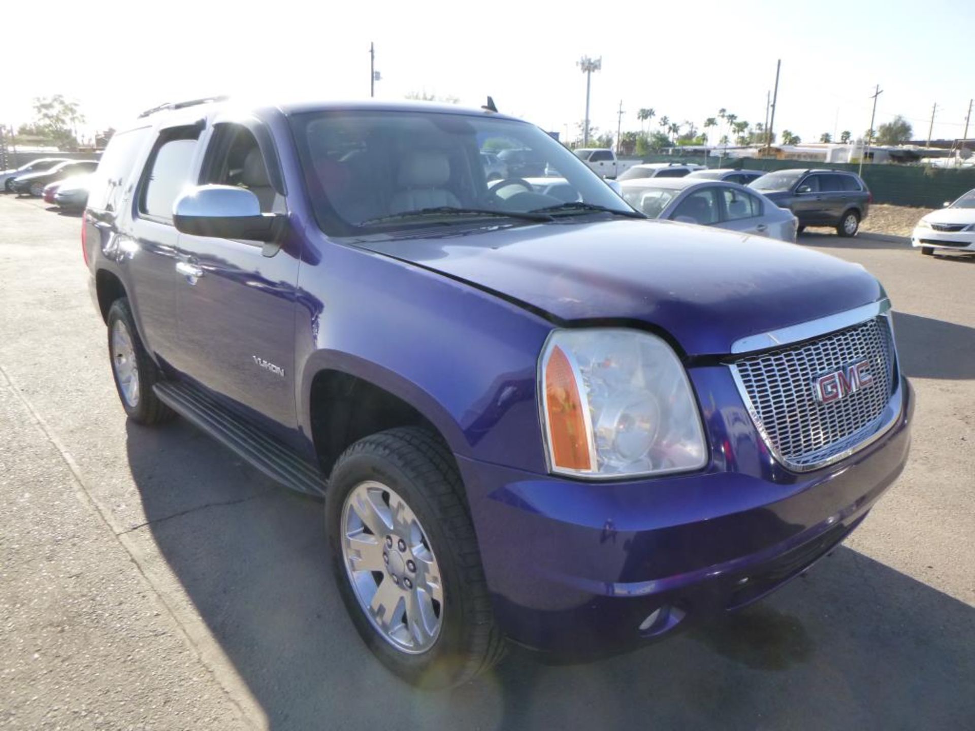 (Lot # 3349) 2010 GMC Yukon - Image 2 of 14