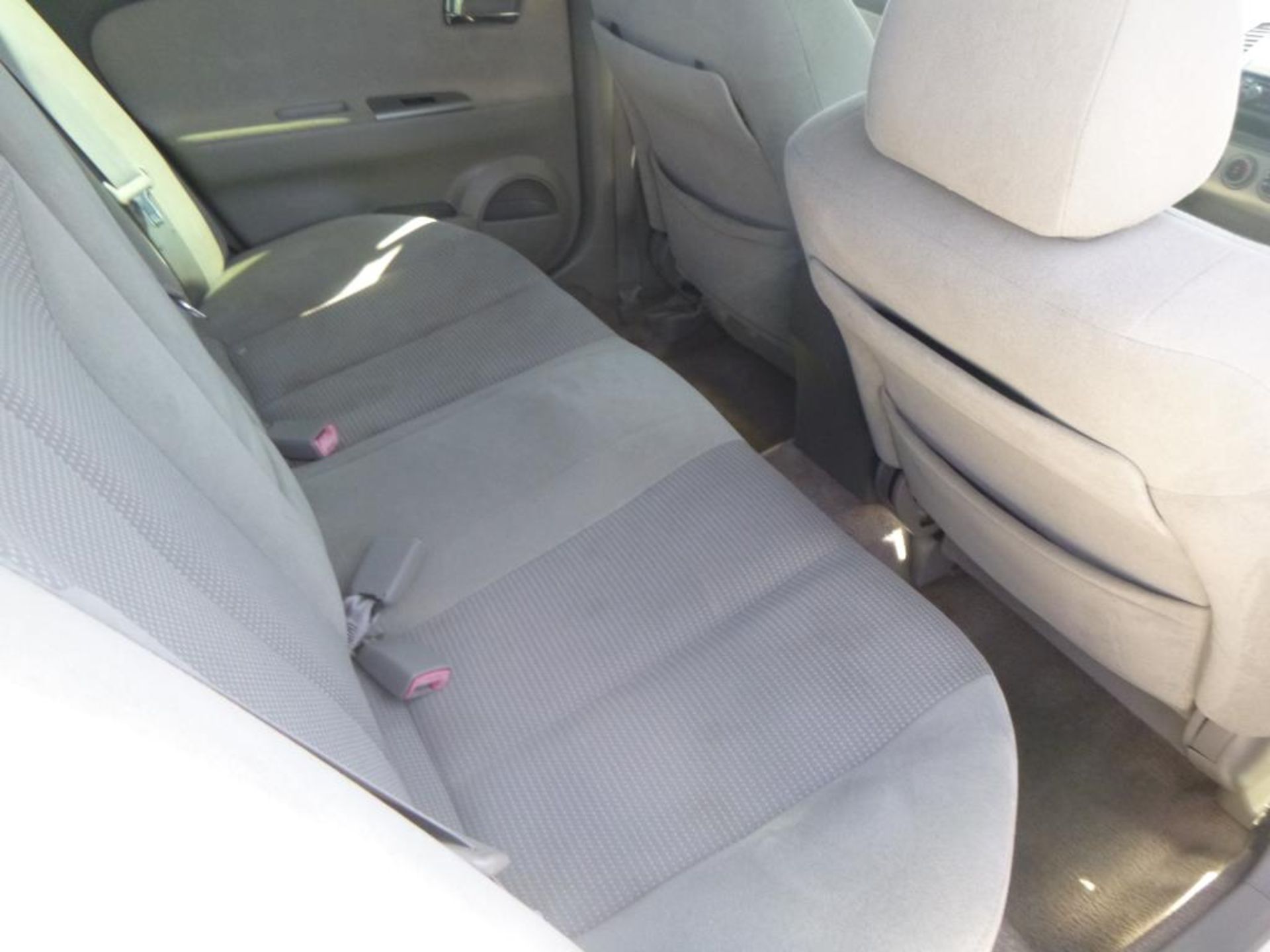 (Lot # 3354) 2005 Nissan Altima - Image 6 of 10