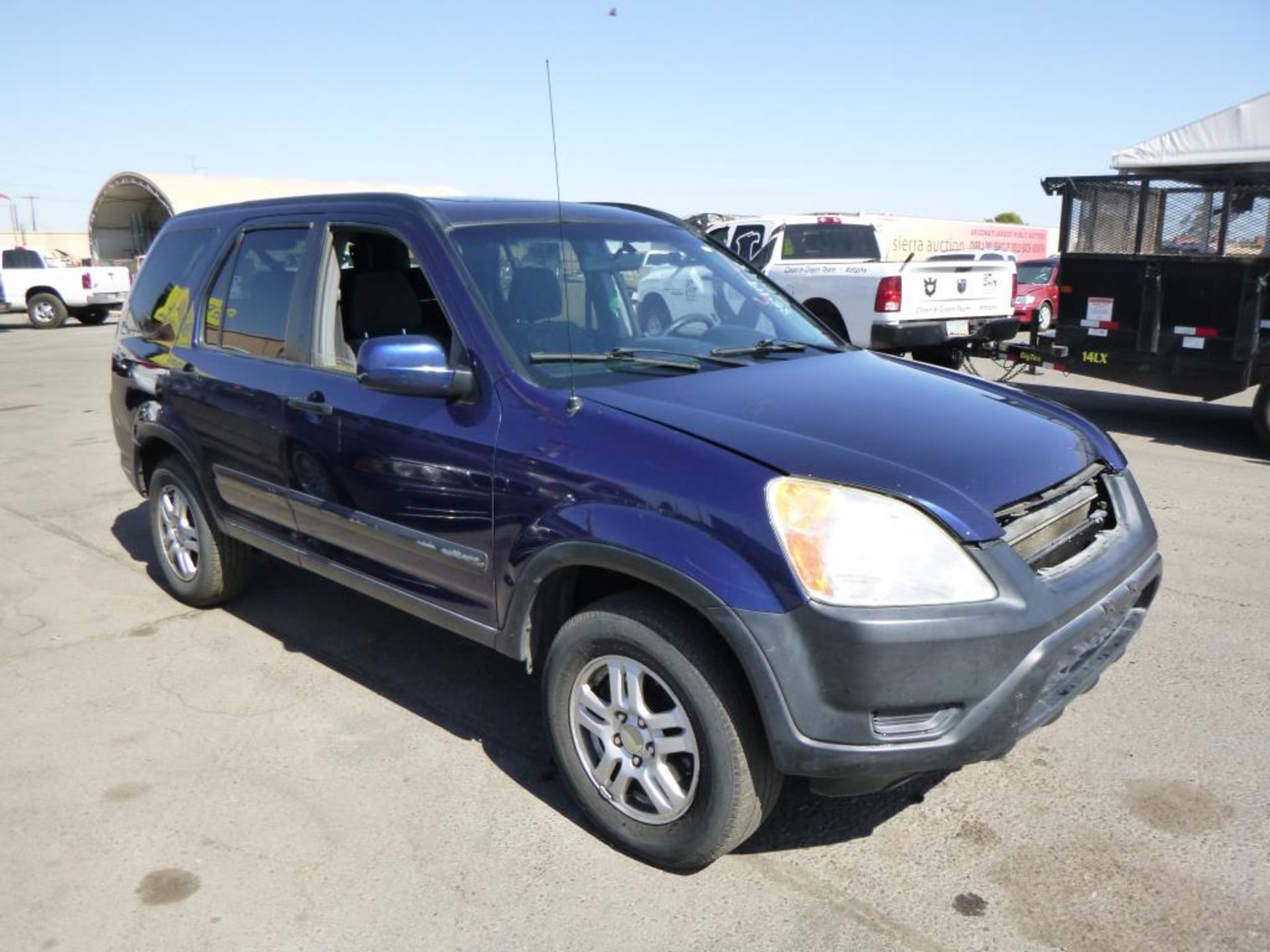 (Lot # 3312) 2002 Honda CR-V - Image 5 of 15