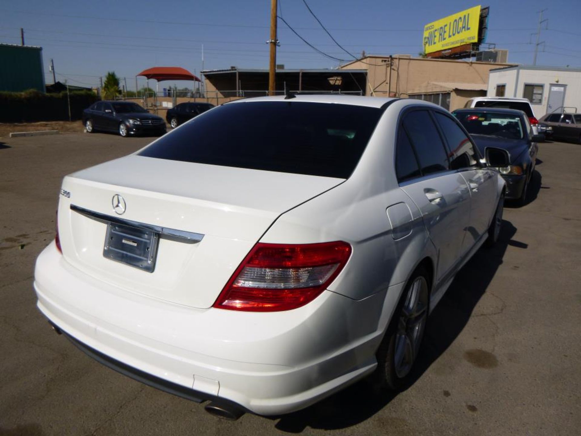 (Lot # 3334) 2009 Mercedes-Benz C 300 - Image 4 of 15