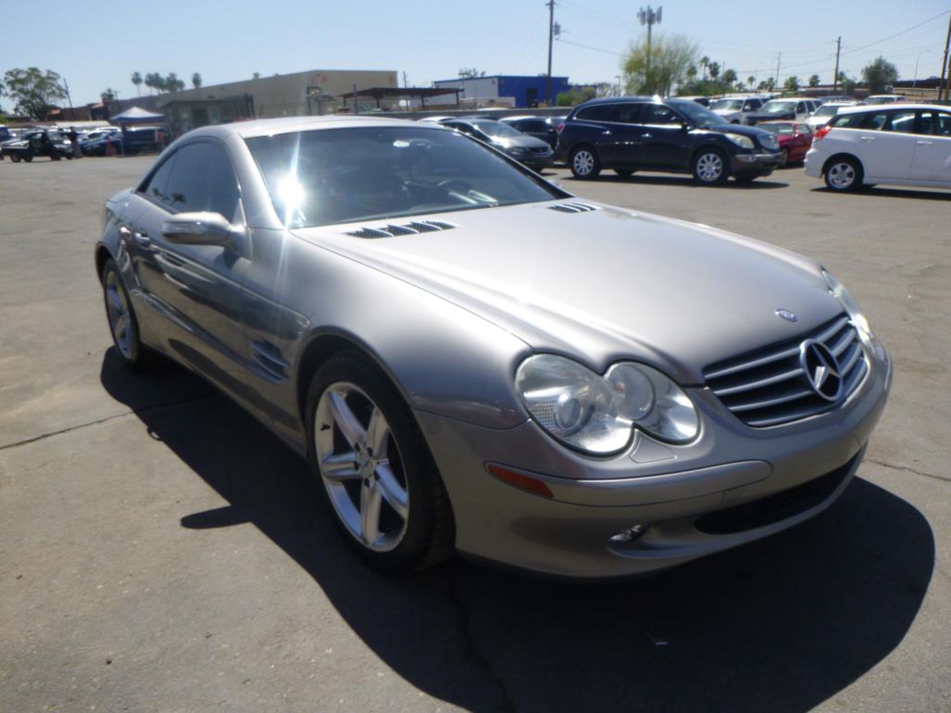 (Lot # 3372) 2004 Mercedes-Benz SL 500 - Image 5 of 12