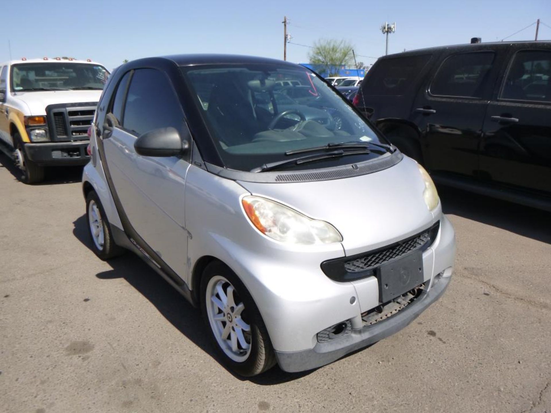 (Lot # 3384) 2009 smart fortwo - Image 5 of 12