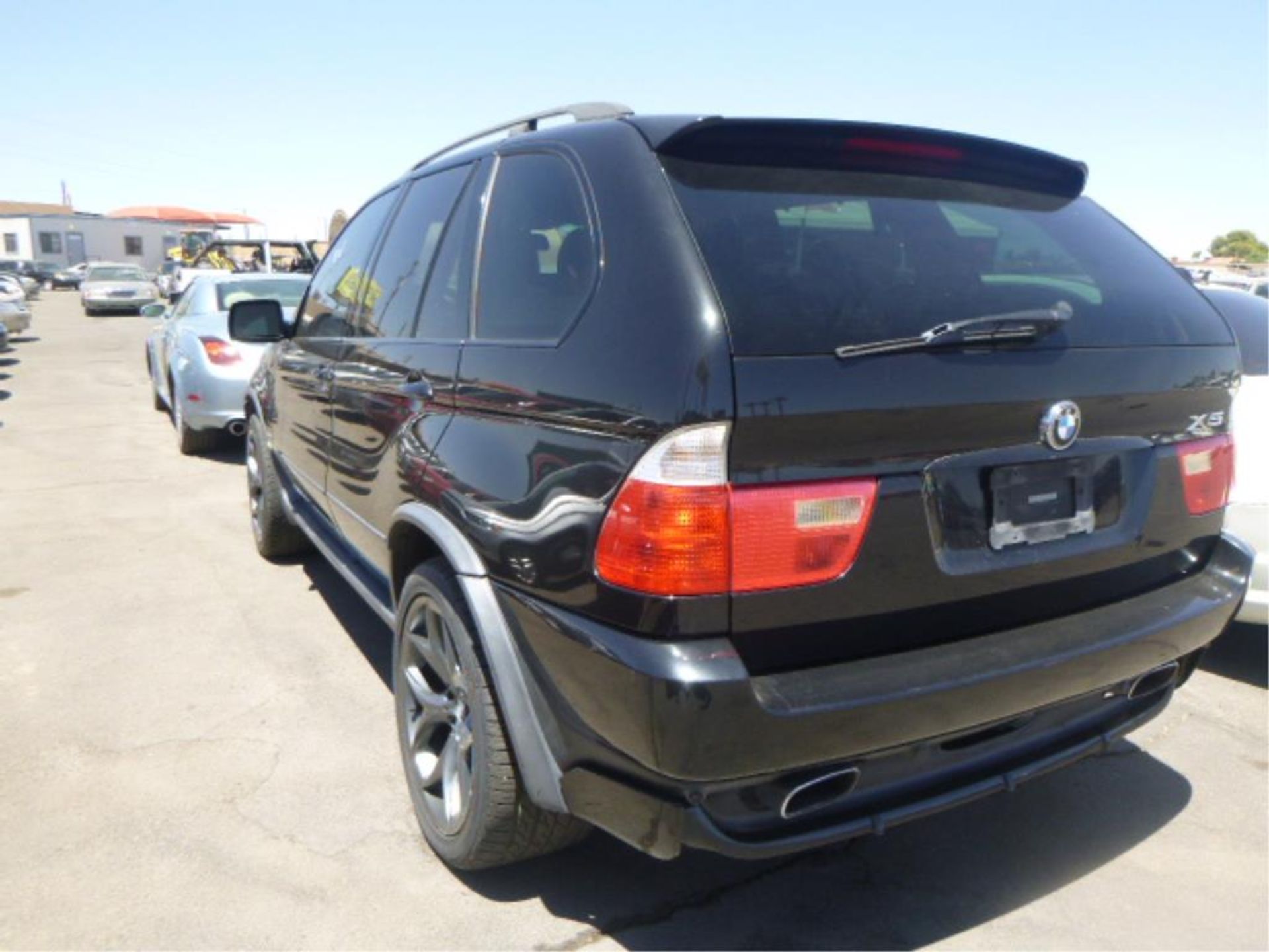 (Lot # 3335) 2002 BMW X5 - Image 2 of 10