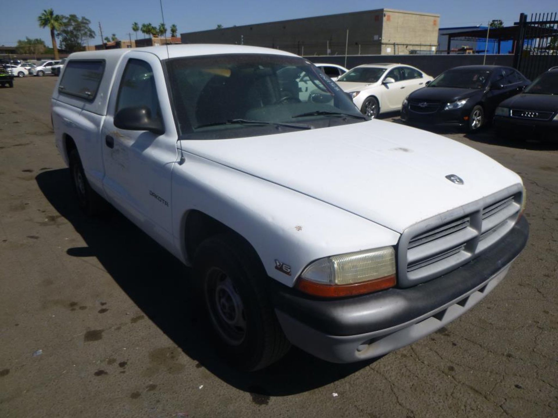 (Lot # 3301) 2000 Dodge Dakota - Image 2 of 12