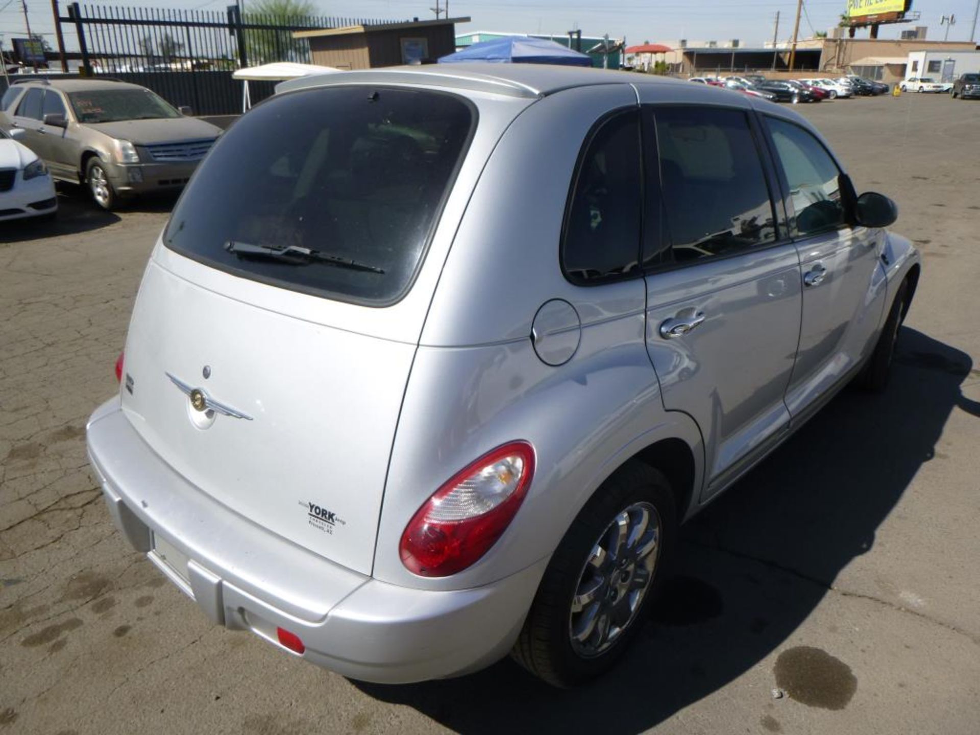 (Lot # 3308) 2006 Chrysler PT Cruiser - Image 4 of 14