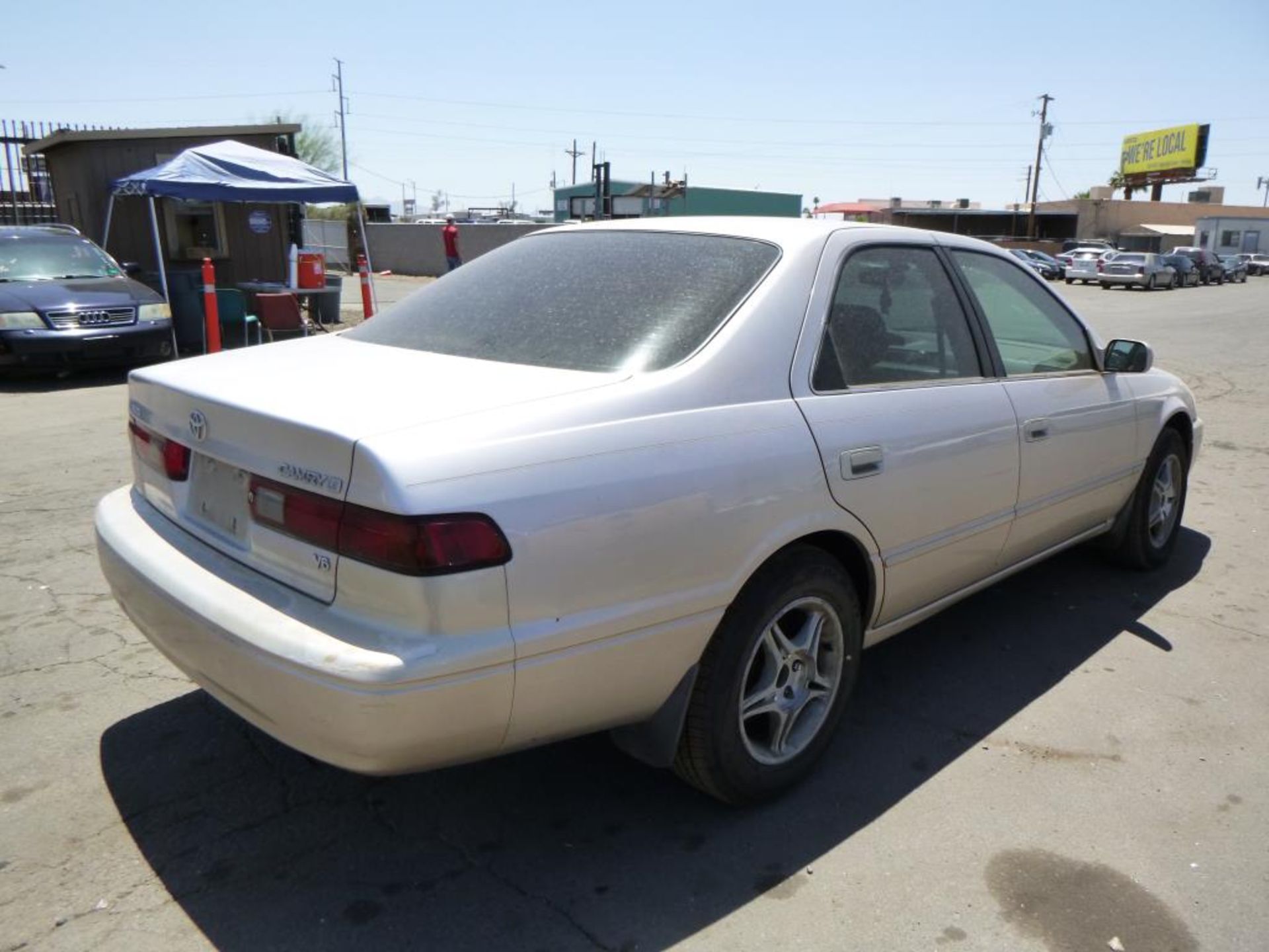 (Lot # 3306) 1997 Toyota Camry - Image 4 of 15