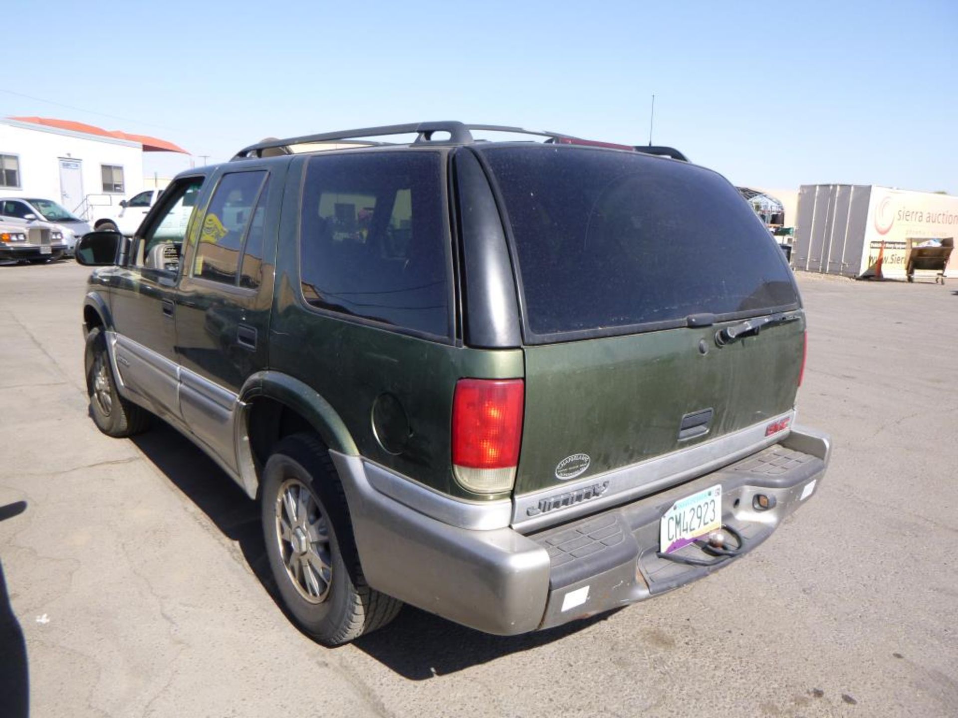 (Lot # 3319) 2001 GMC Jimmy - Image 2 of 13