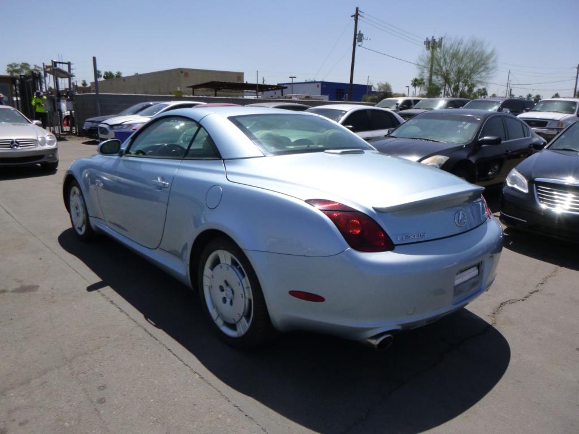 (Lot # 3337) 2004 Lexus SC 430 - Image 2 of 14