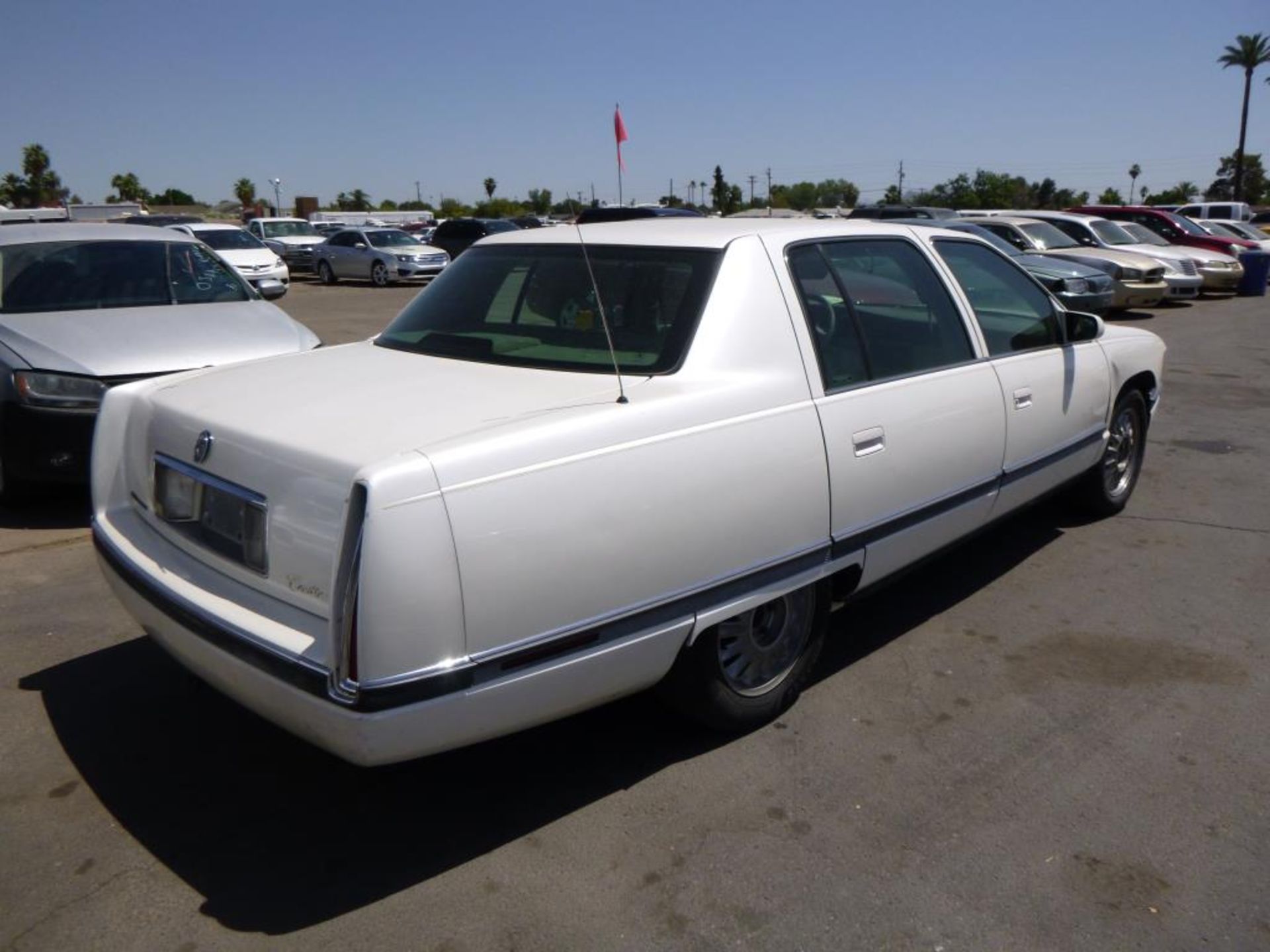 (Lot # 3323) 1994 Cadillac Deville - Image 4 of 13