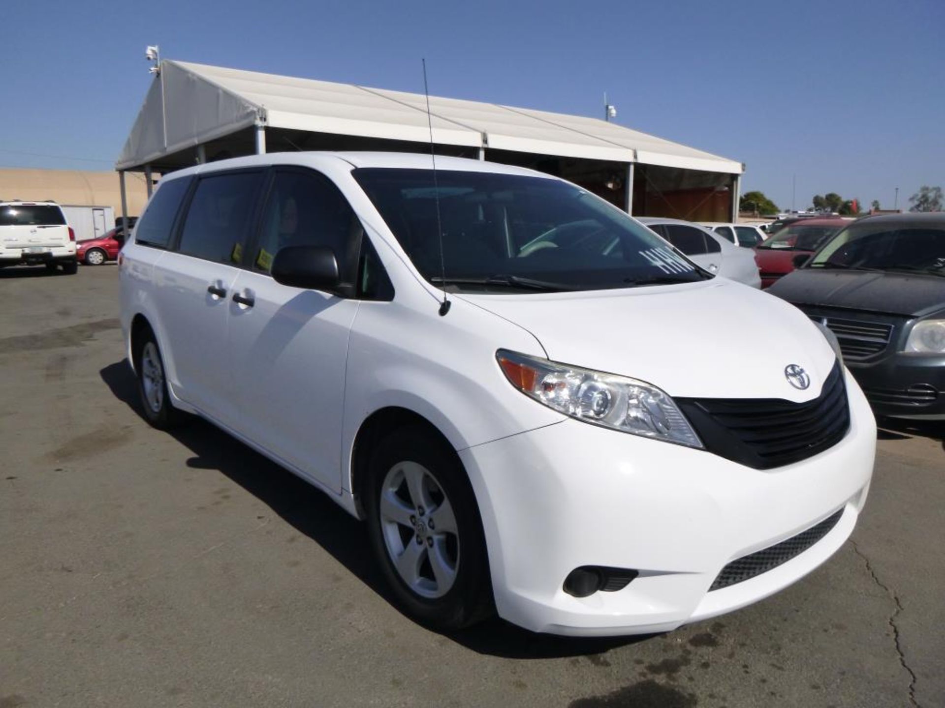 (Lot # 3355) 2012 Toyota Sienna - Image 4 of 16