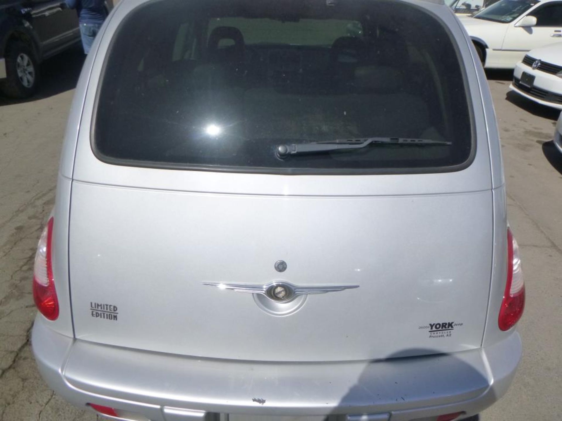 (Lot # 3308) 2006 Chrysler PT Cruiser - Image 7 of 14