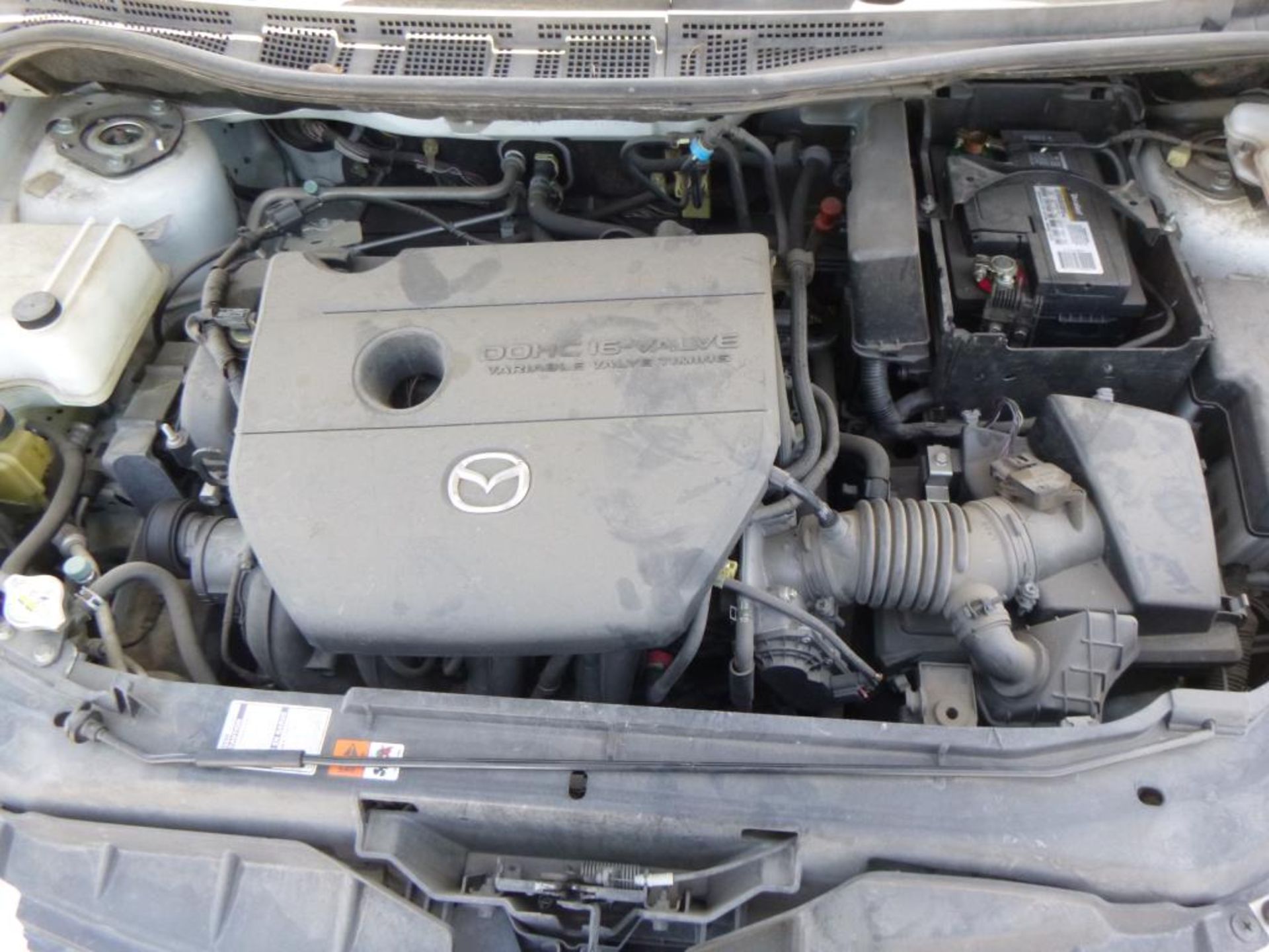 (Lot # 3330) 2009 Mazda Mazda5 - Image 5 of 15