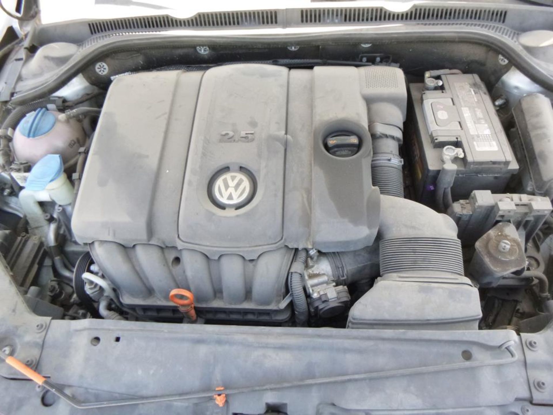 (Lot # 3320) 2011 Volkswagen Jetta - Image 6 of 16