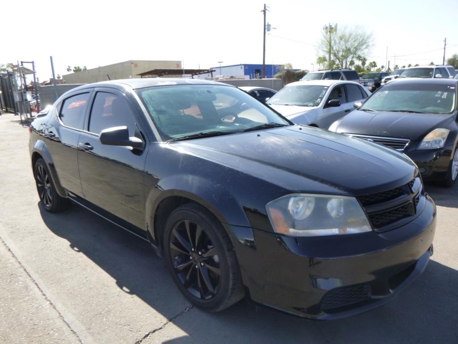 (Lot # 3324) 2014 Dodge Avenger - Image 5 of 14