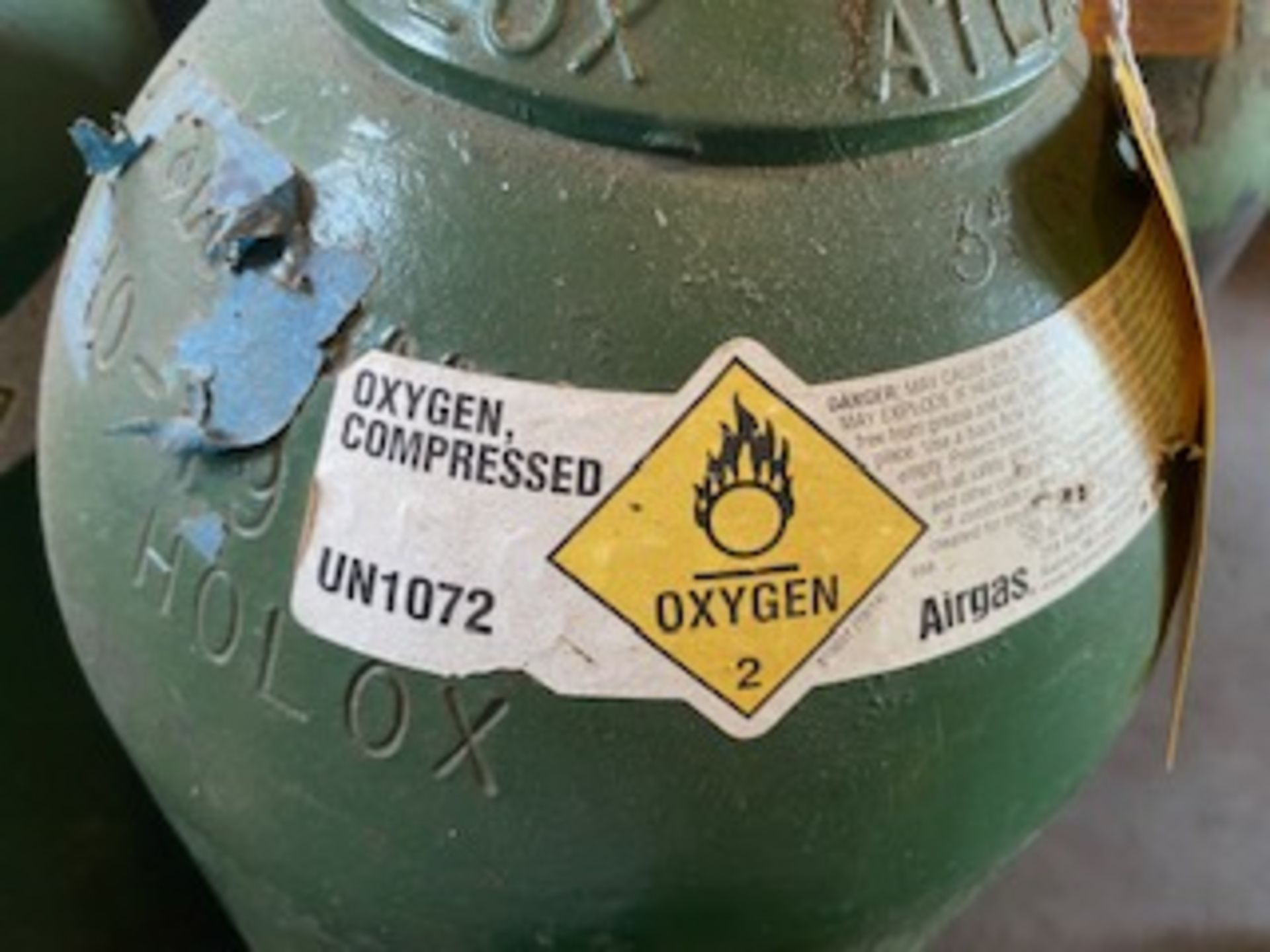 ASSORTED TANKS- 6- OXYGEN TANKS / 1- ACETYLENE - Image 3 of 3