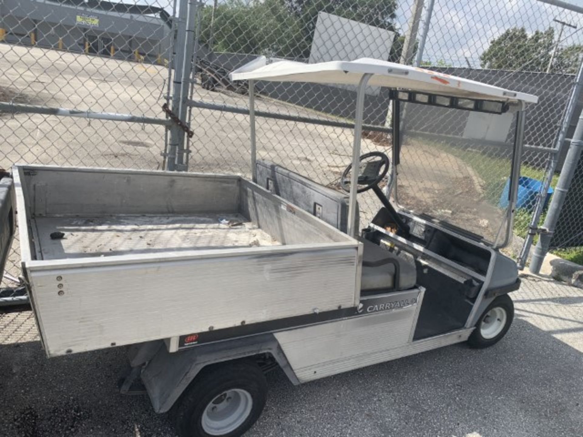 CLUB CAR CARRYALL 2 UTILITY CART - GAS - 4 WHEEL - ALUMINUM BED (LOCATED IN HOLLYWOOD FL)