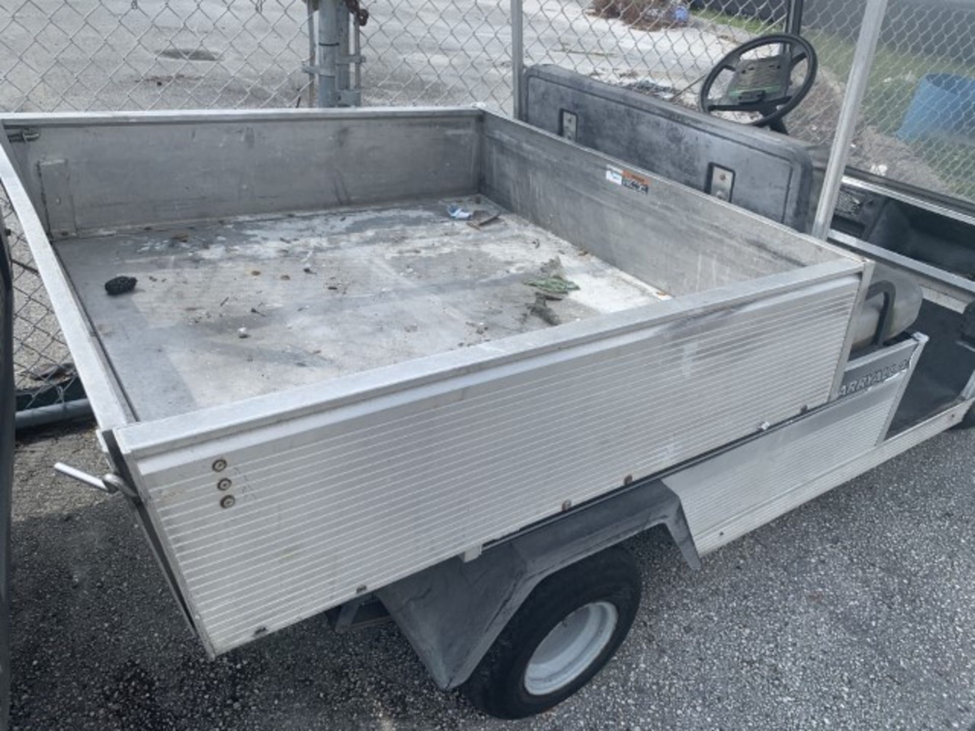 CLUB CAR CARRYALL 2 UTILITY CART - GAS - 4 WHEEL - ALUMINUM BED (LOCATED IN HOLLYWOOD FL) - Image 5 of 5