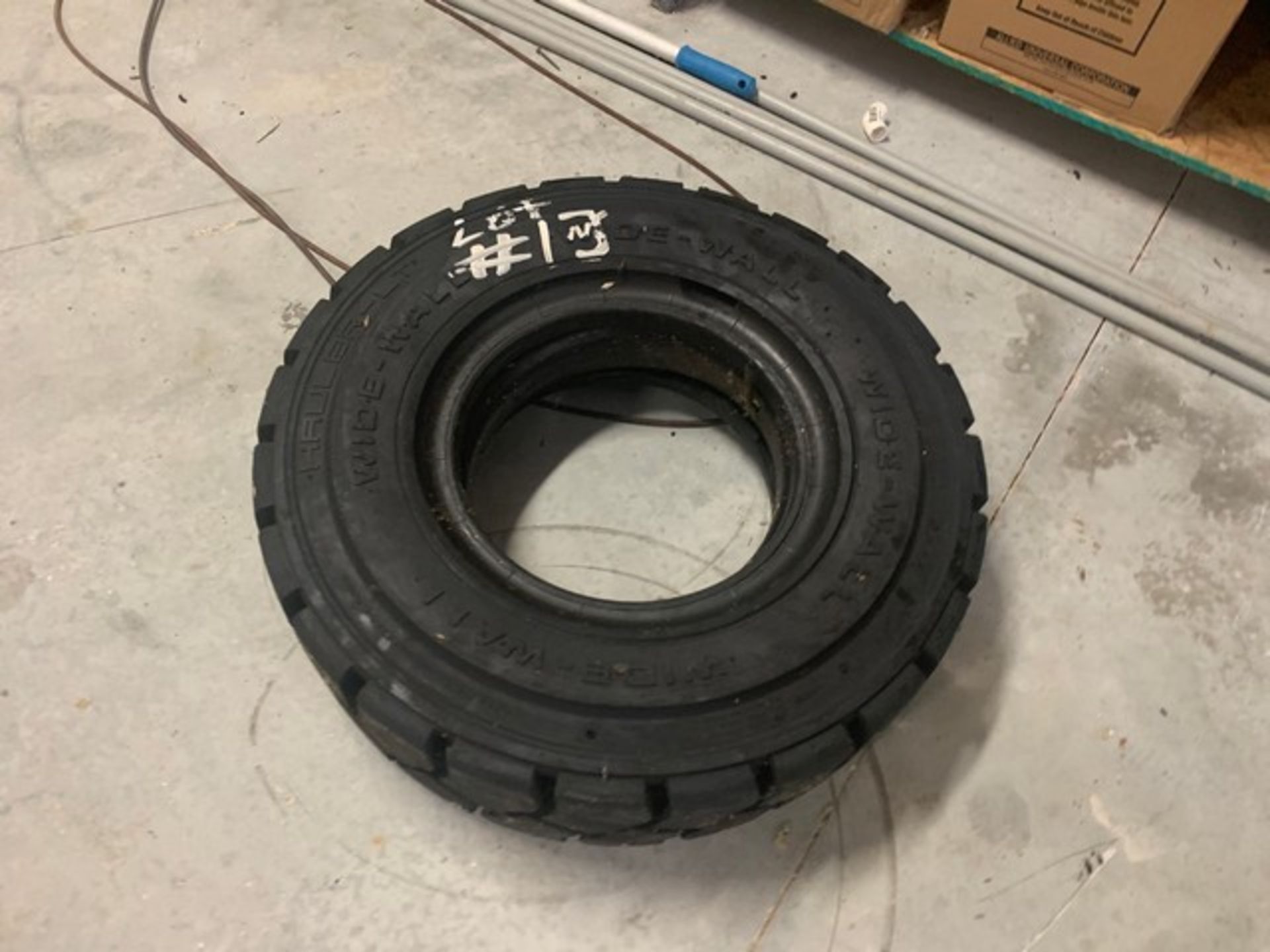 HAULER LT WIDE WALL TIRE - 7.00-12