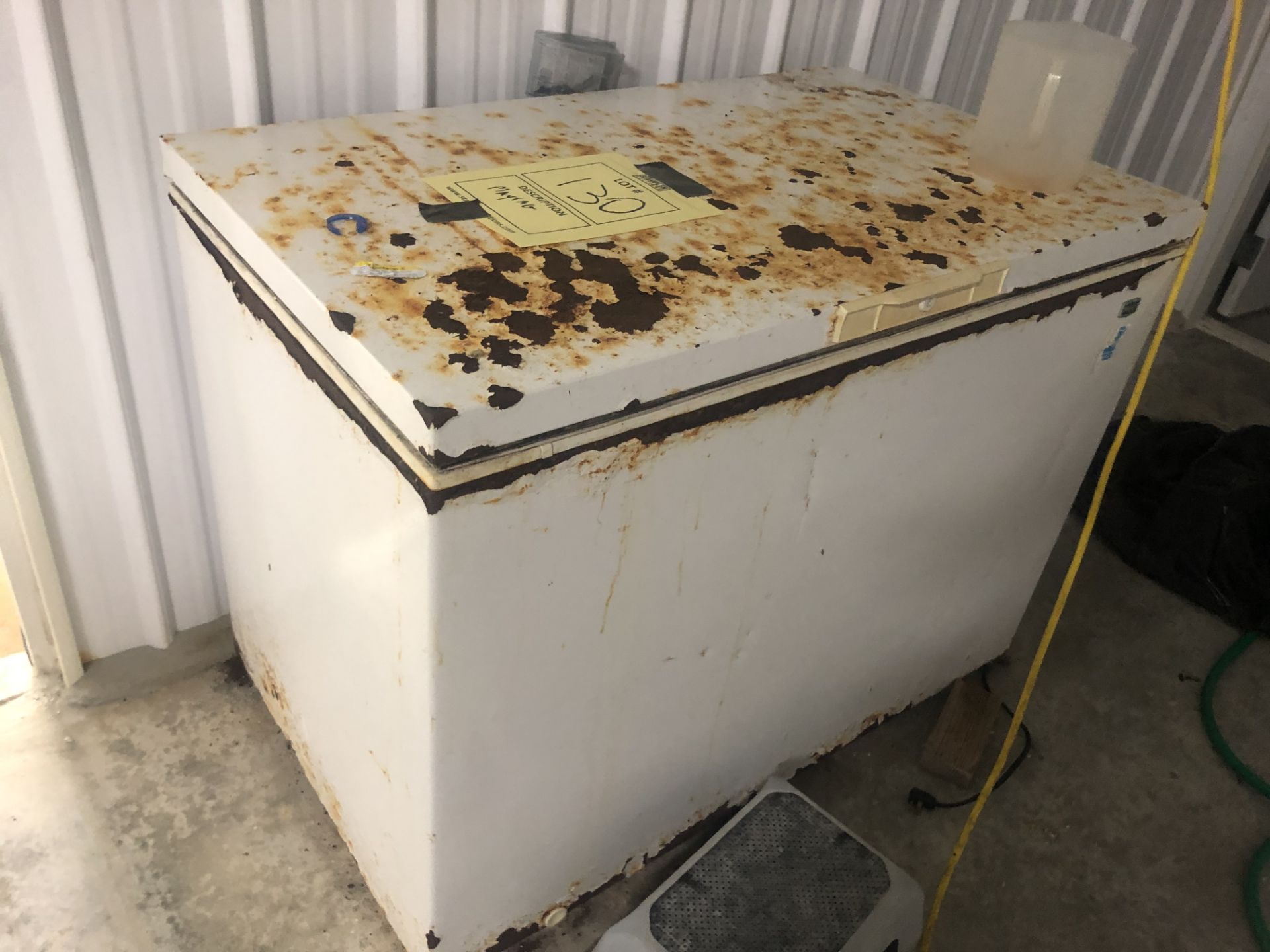 MAYTAG CHEST FREEZER