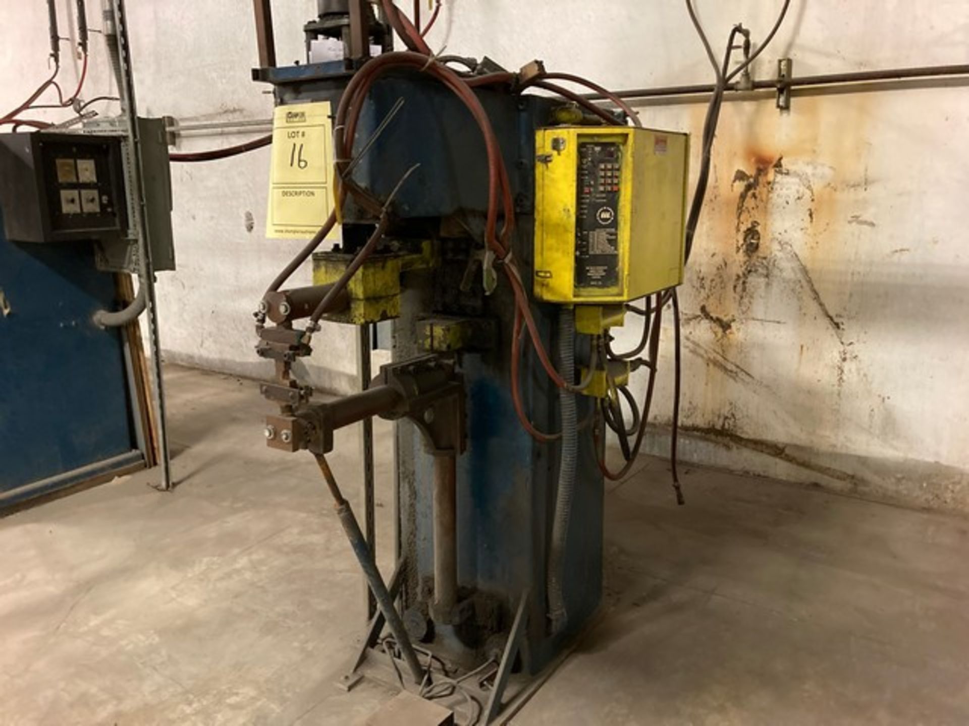 SPOT WELDER - 70KVA TRANSFORMER / MICROPROCESSOR CONTROL - Image 3 of 3