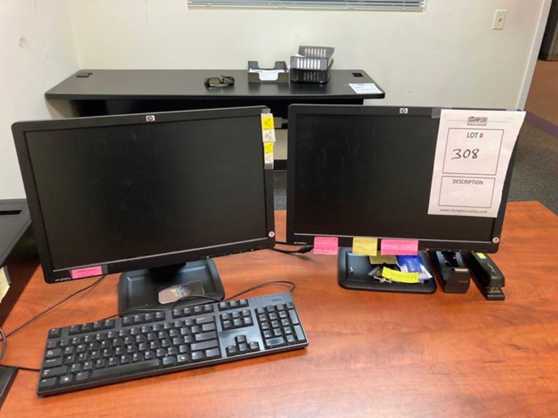 HP LE1901W MONITORS (SUITE 209) - Image 2 of 2