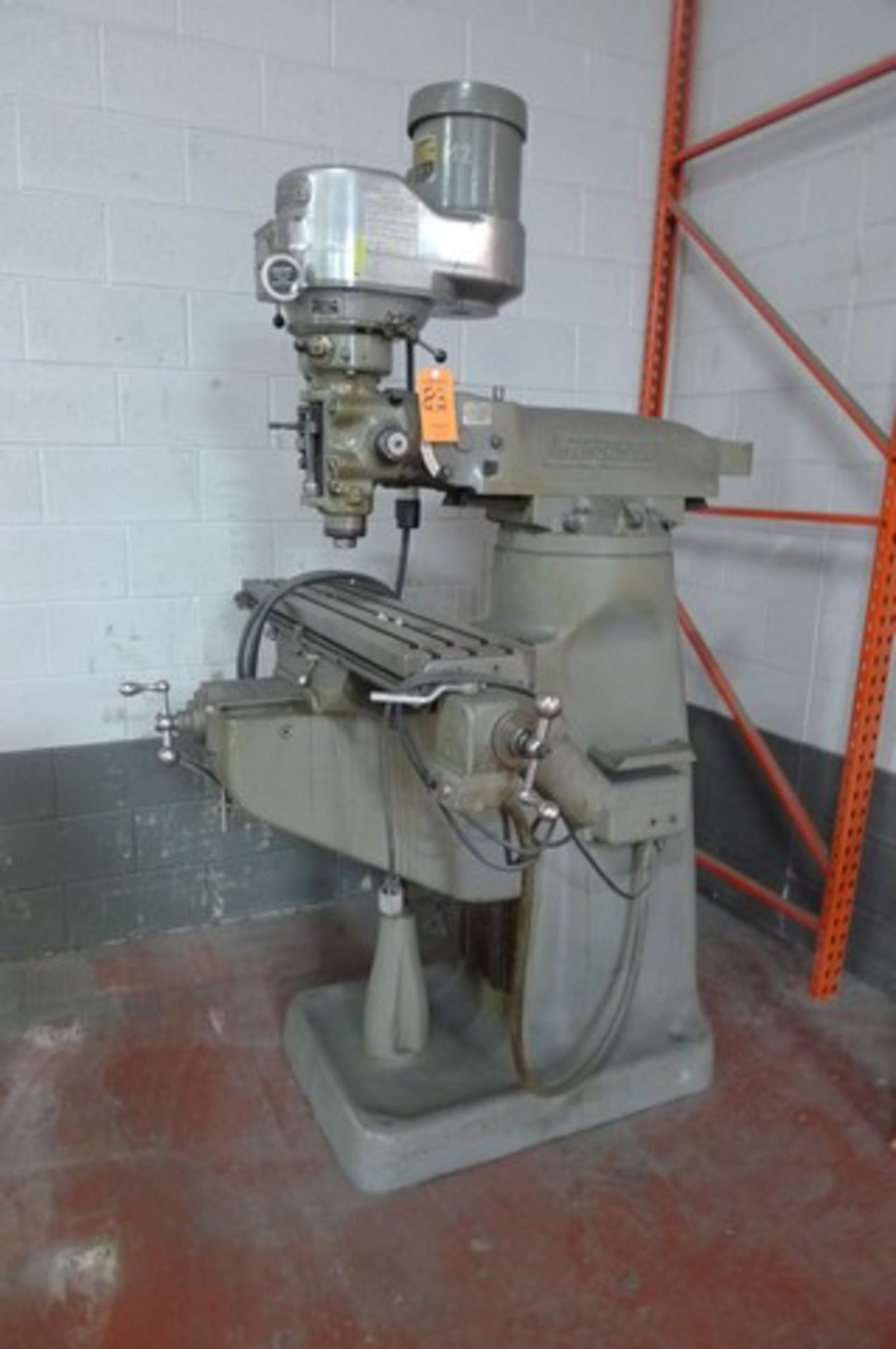 BRIDGEPORT 1 1/2 HP V.S. VERTICAL MILL W/ 40" PF TABLE 166068 HEAD