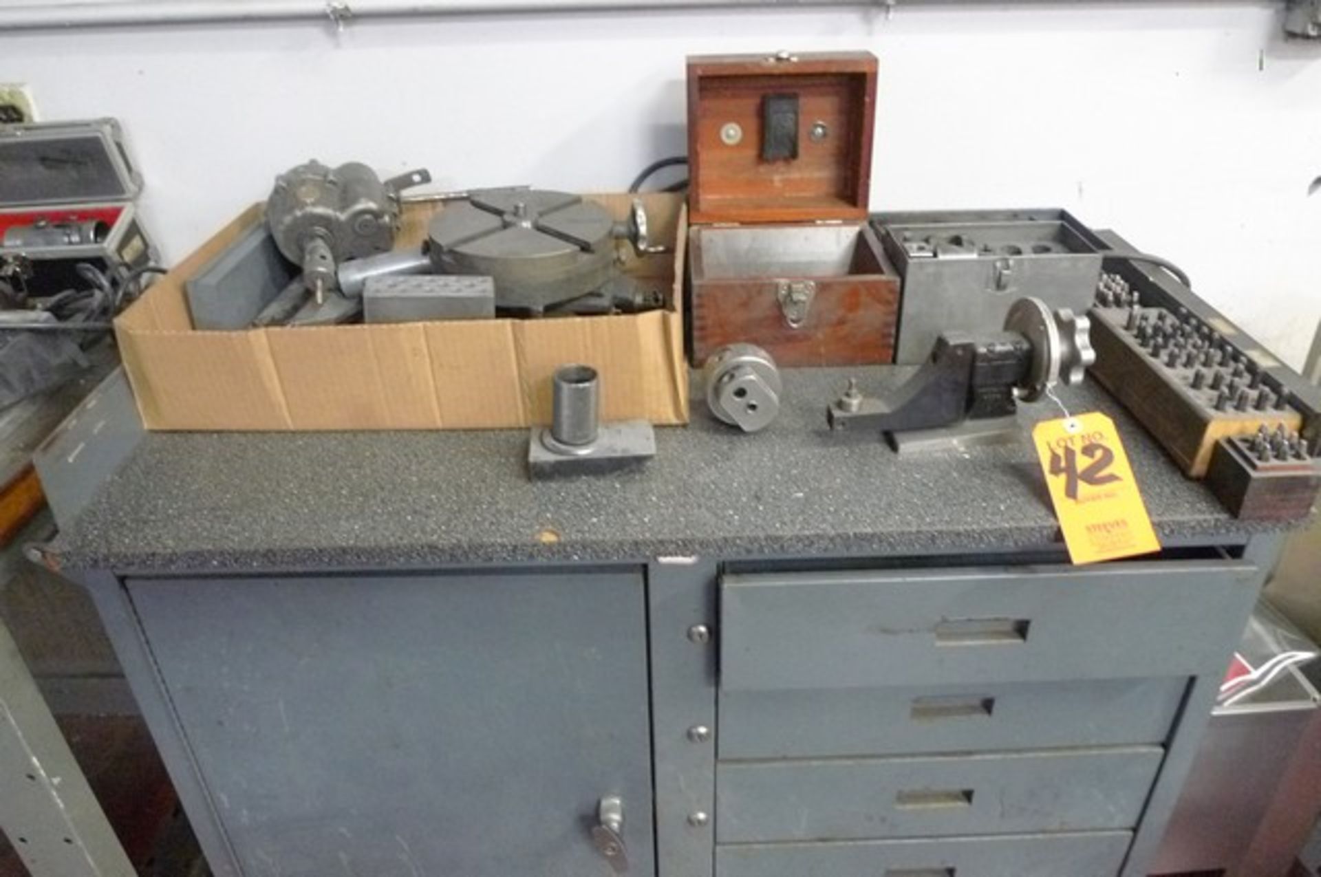 LOT: WHEEL DRESSERS; 8" ROTARY X-Y CABLE; BORING HEADS STAMPS; TAPPING HEAD ON MOBILE CART