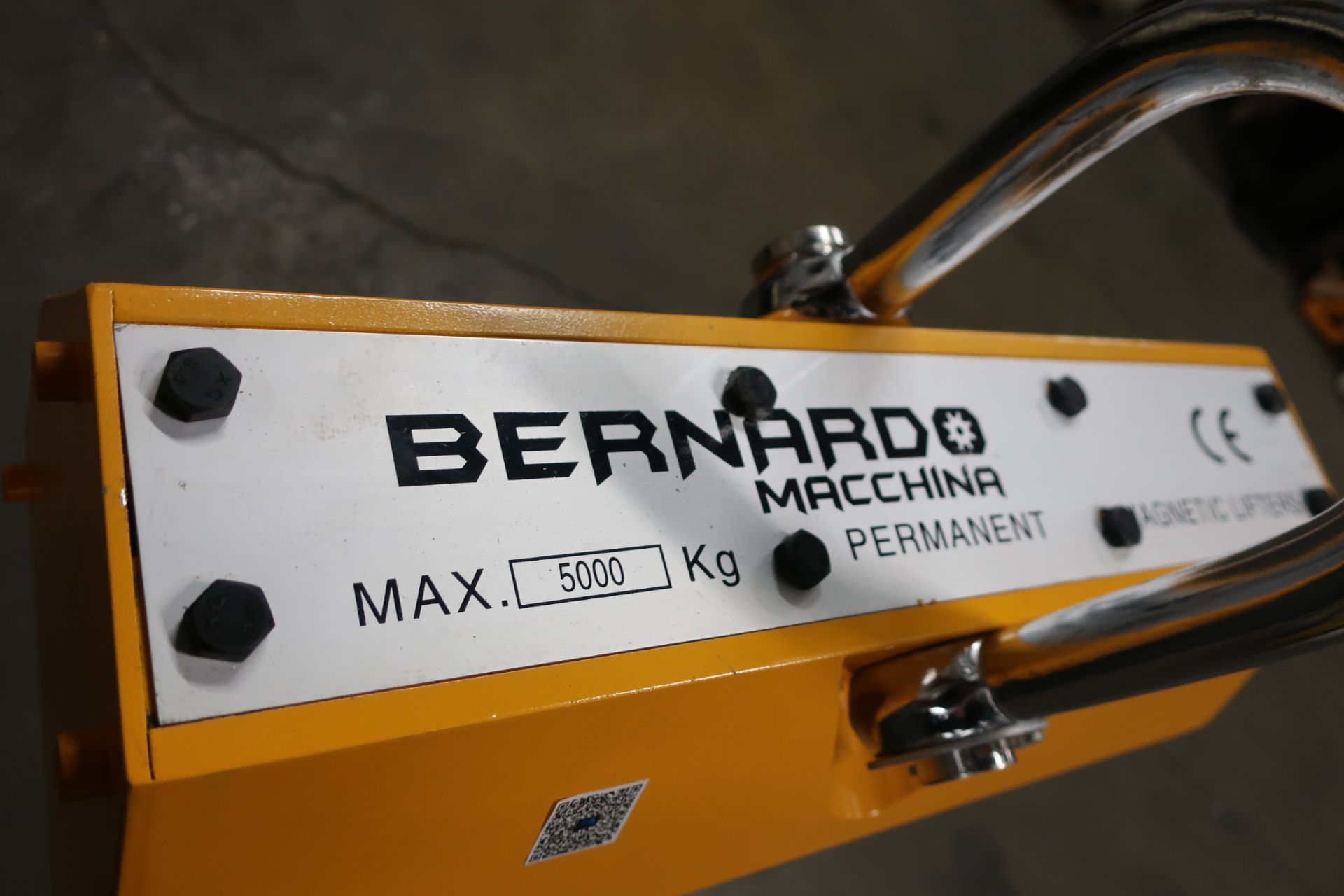 Bernardo 11,000lbs / 5 ton HUGE Heavy Duty Lifting Magnet - for plate and pipe - MINT UNIT - Image 2 of 3