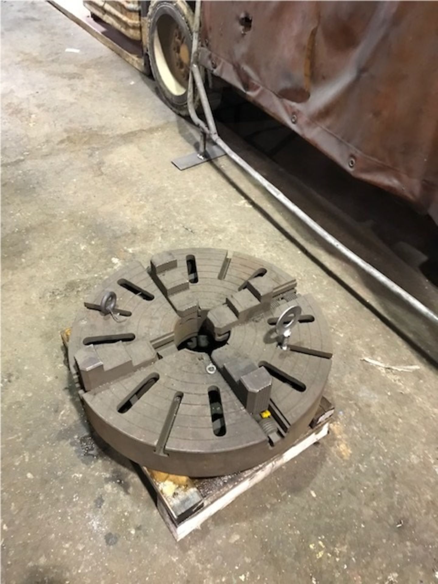 4-Jaw Chuck 4”x 23.5” dia.