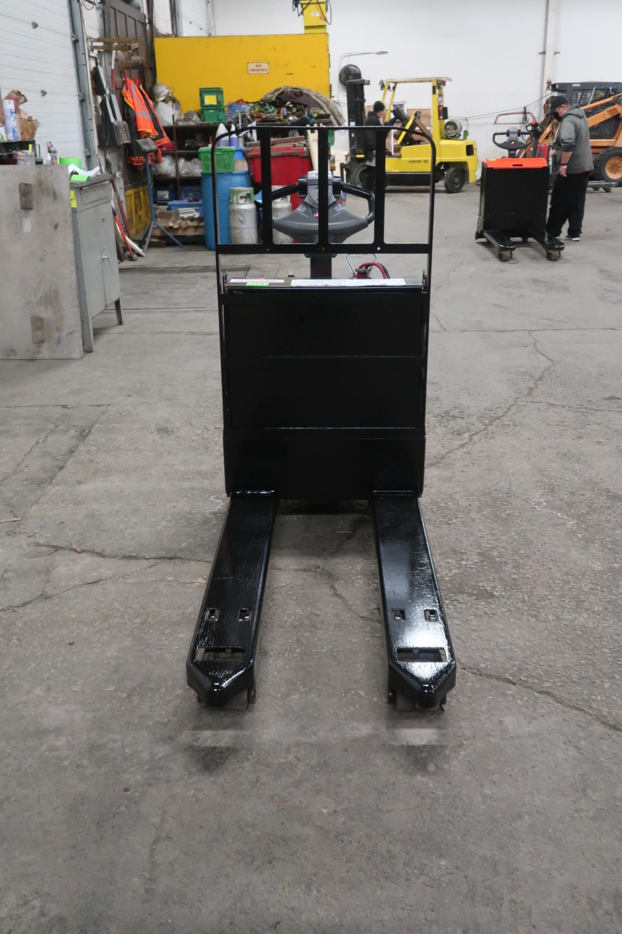 Raymond Walk Behind Electric Powered Pallet Cart Walkie Lift 4500lbs capacity - Image 2 of 2