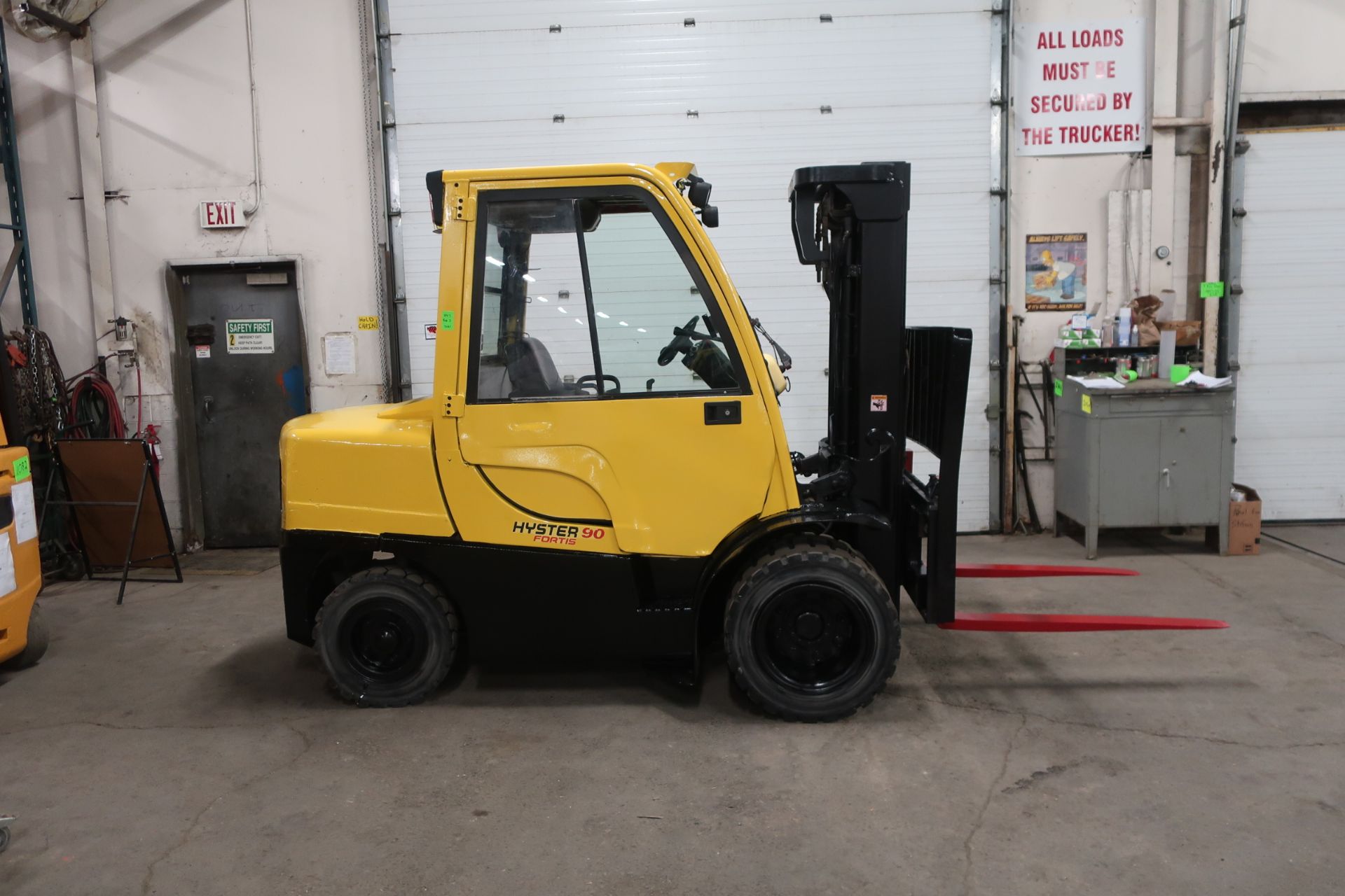 FREE CUSTOMS - 2007 Hyster 9,000lbs Capacity OUTDOOR Forklift Diesel DUAL FRONT TIRES and