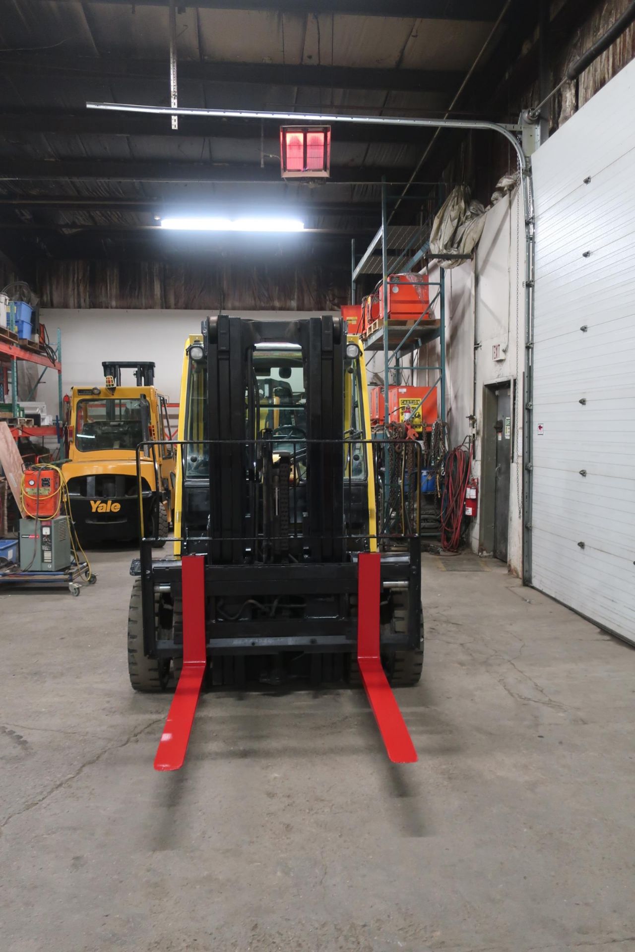 FREE CUSTOMS - 2007 Hyster 9,000lbs Capacity OUTDOOR Forklift Diesel DUAL FRONT TIRES and - Image 2 of 3